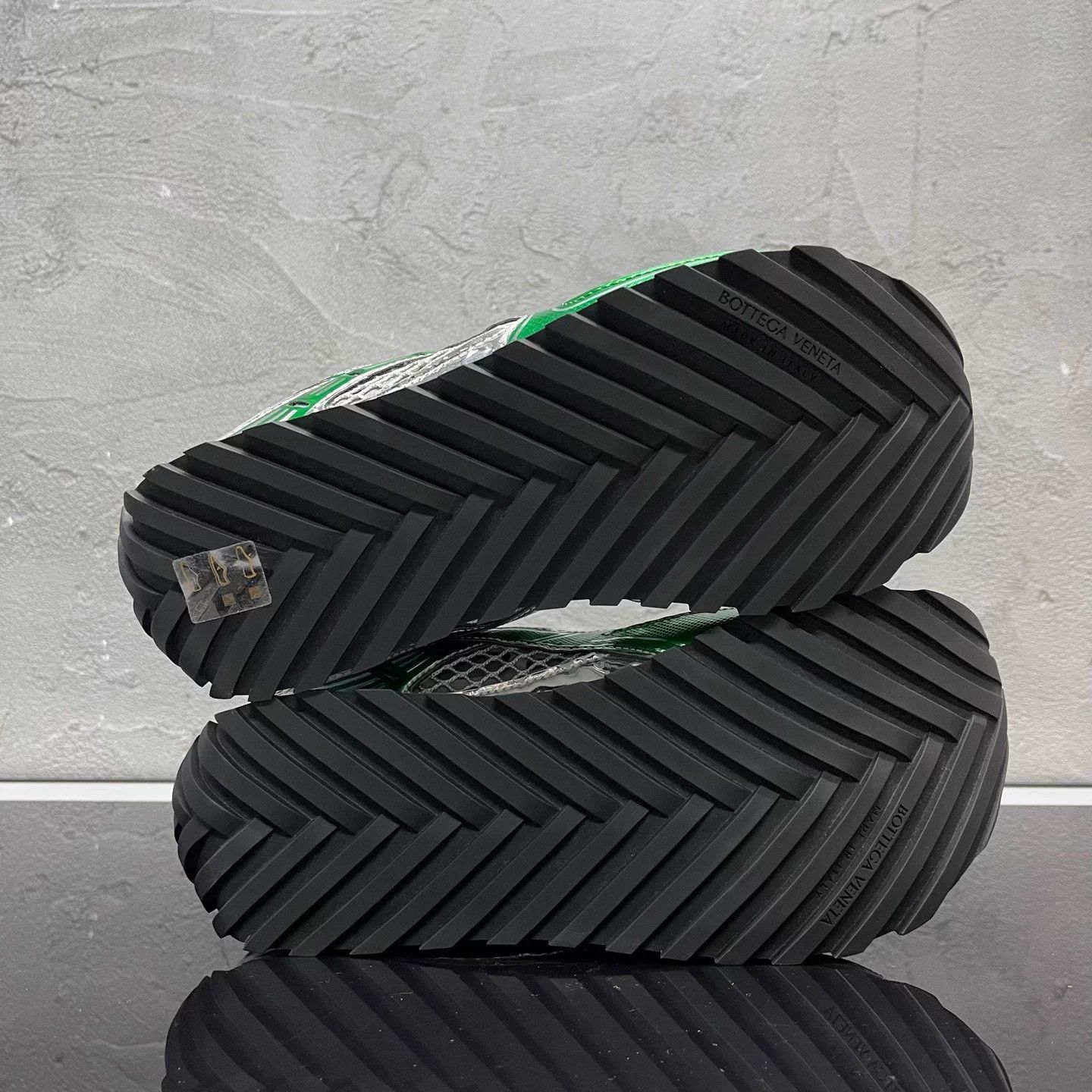 Bottega Veneta BV Orbit Parakeet Sneakers 40 BNIB Size US 9 / IT 39 - 6 Thumbnail