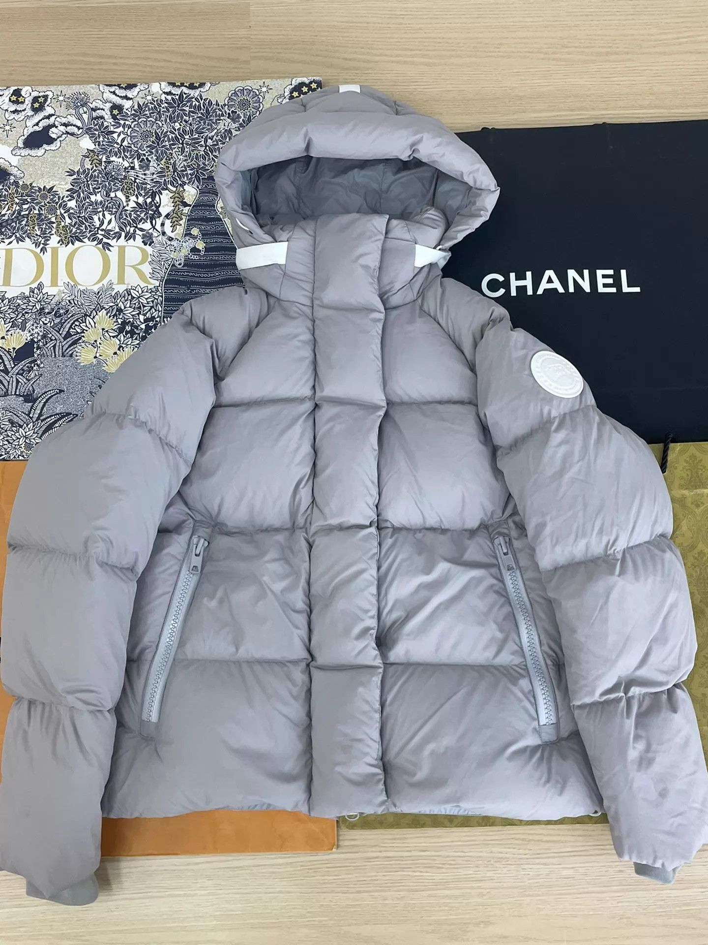 Canada Goose Canada Goose Junction Gray White Label Hooded Zip Down M Size M / US 6-8 / IT 42-44 - 1 Thumbnail