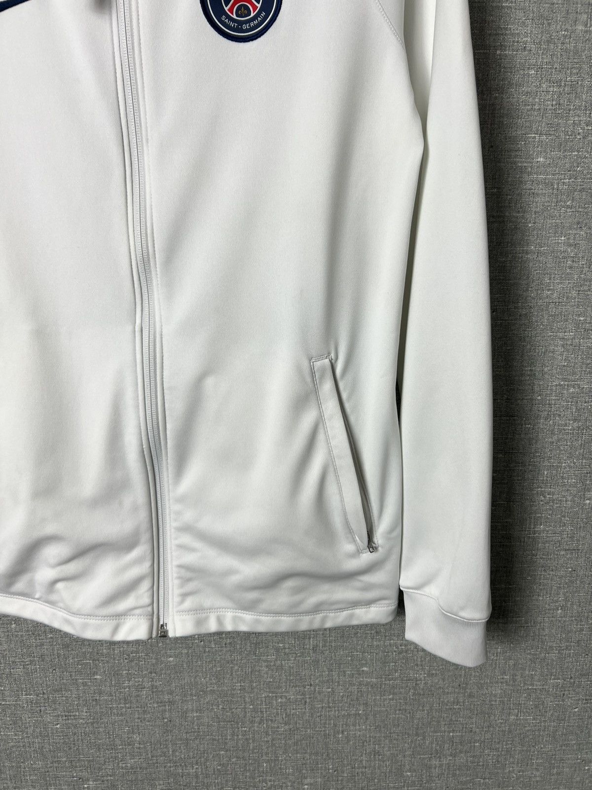 Nike 2022 Nike PARIS SAINT-GERMAIN Strike Zip Hoodie Training PSG Size US S / EU 44-46 / 1 - 5 Thumbnail