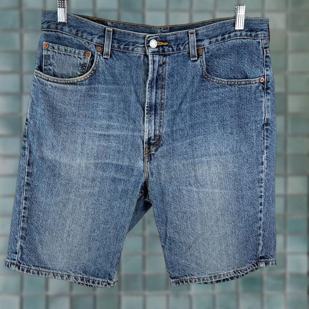 Levi's Levi's 505 Denim Shorts Mens Regular Fit 36 Blue Medium Wash 9" Inseam Pockets Belt Loops Casual Mens Size US 36 / EU 52 - 1 Thumbnail