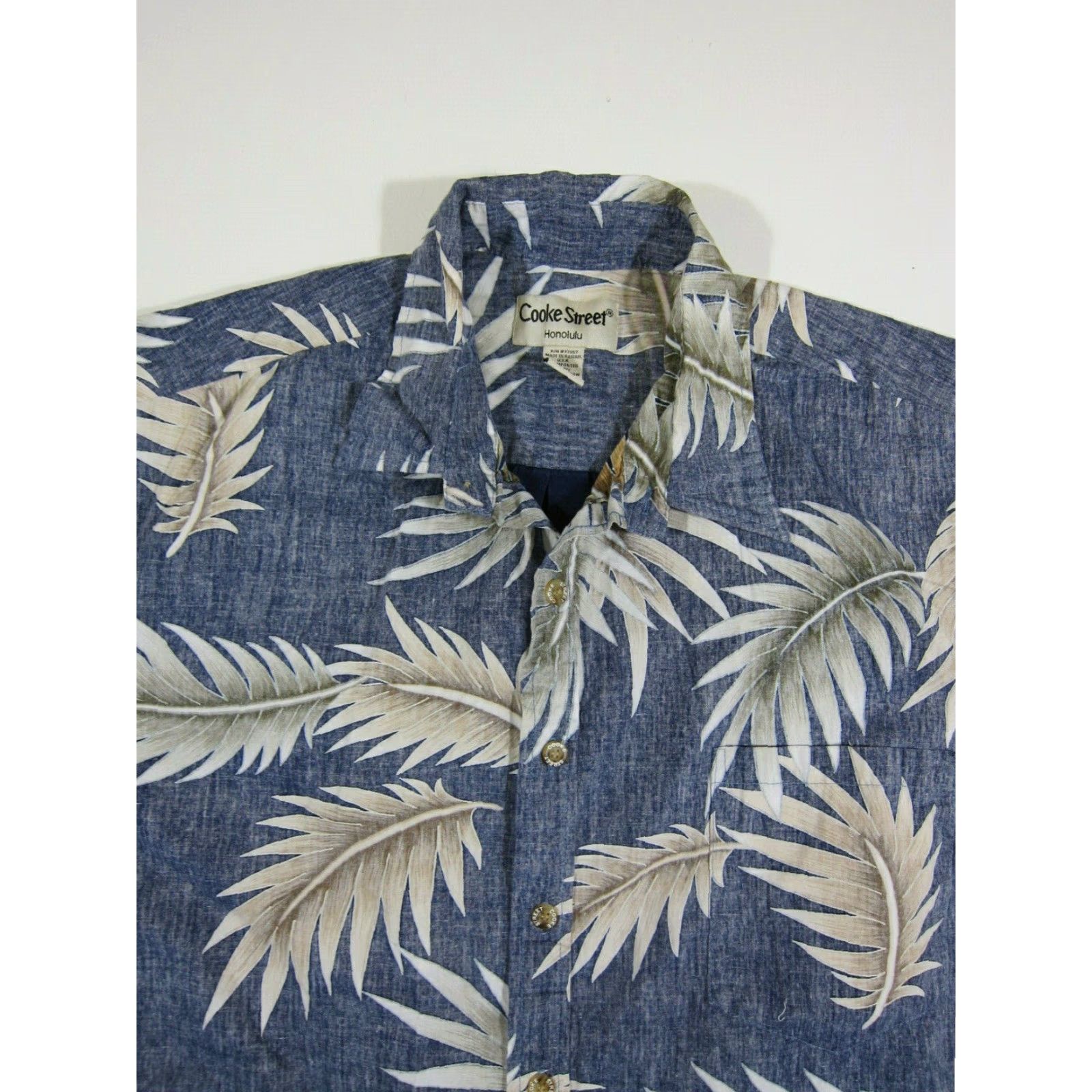 Vintage VINTAGE Cooke Street Shirt Button Down Hawaiian Floral Blue White 100% Cotton XL Men Size US XL / EU 56 / 4 - 4 Thumbnail
