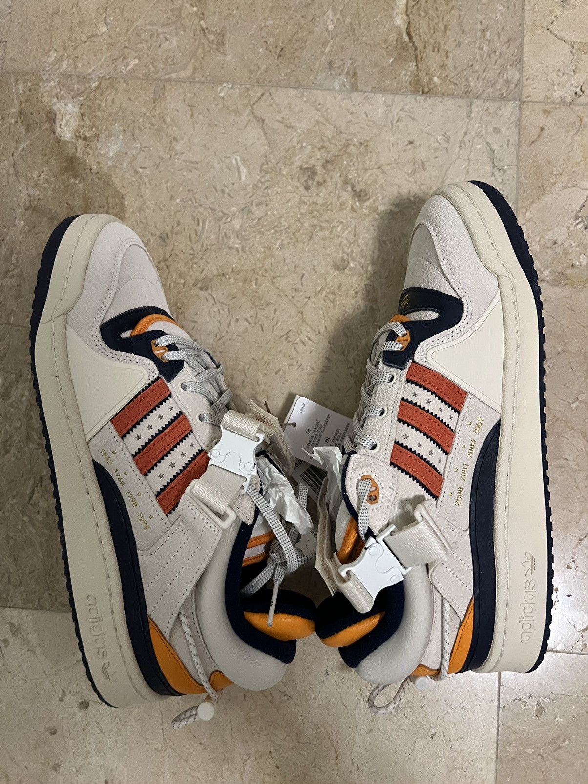 Adidas Adidas Forum Bad Bunny Cangrejeros Size US 10.5 / EU 43-44 - 10 Thumbnail