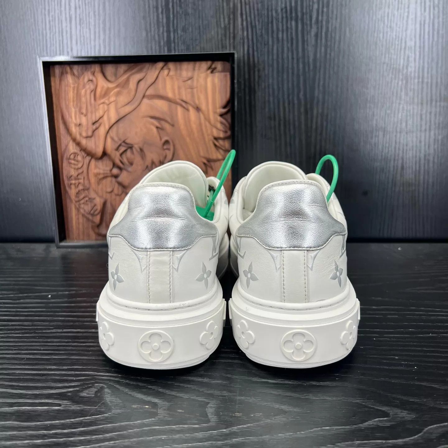 Louis Vuitton LV Time Out Silver/White Sneaker 38 Original Box Like New Size US 7.5 / IT 37.5 - 6 Thumbnail
