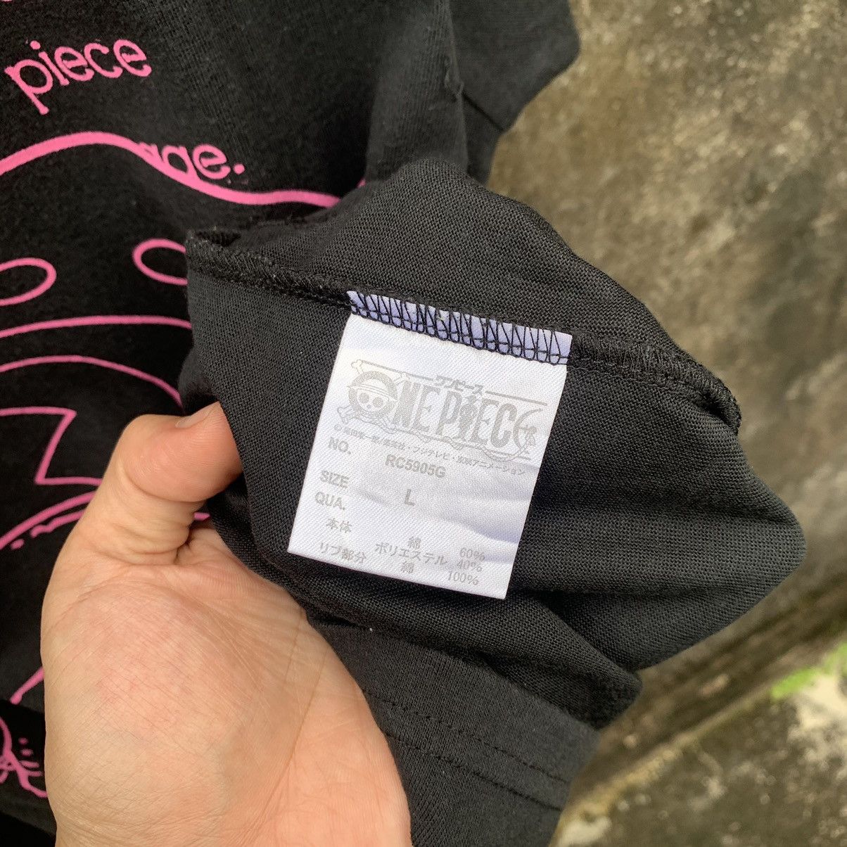 One Piece VINTAGE Y2K ANIME ONE PIECE T-SHIRT Size US L / EU 52-54 / 3 - 9 Thumbnail