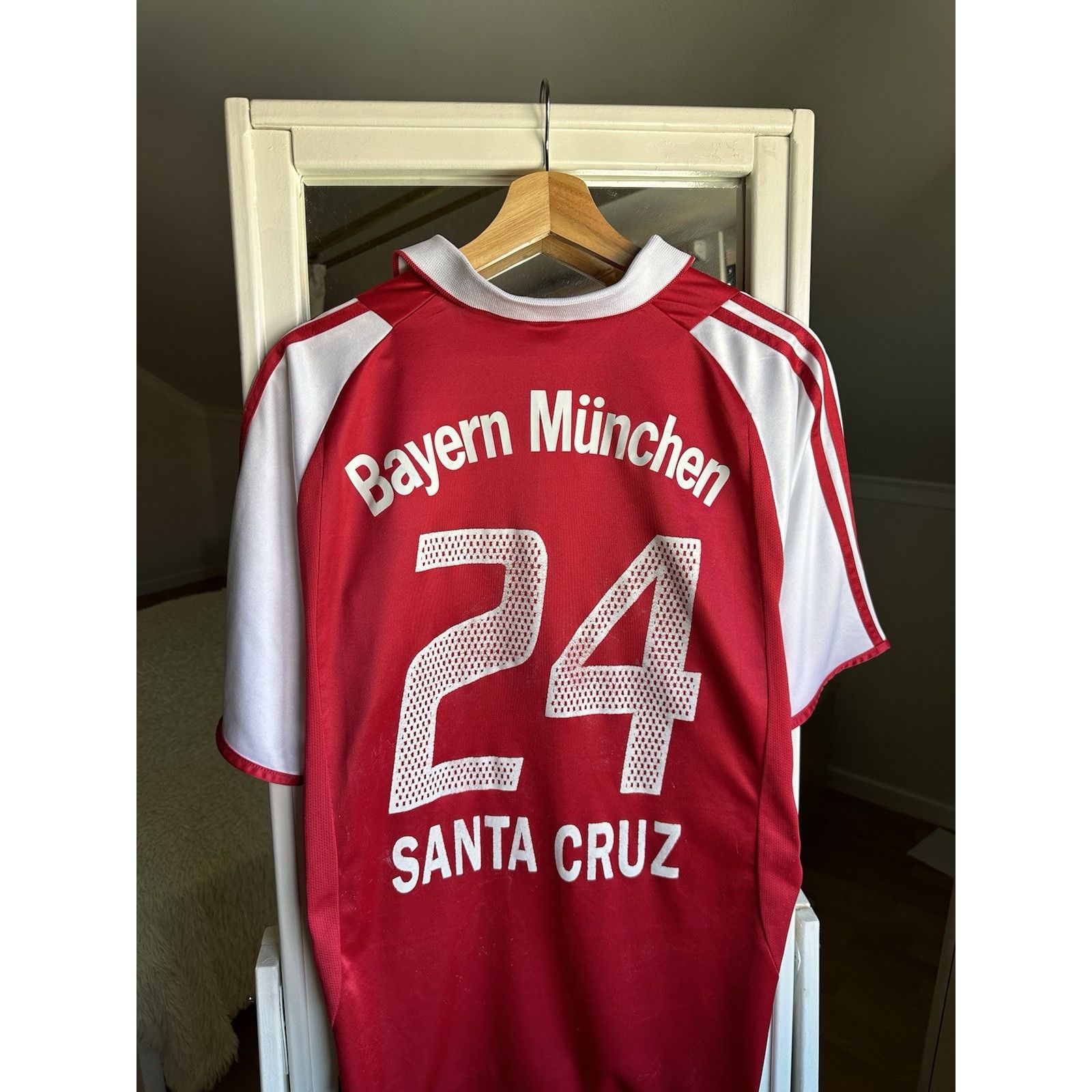 Adidas Bayern Munich 2004-05 Home Shirt (M) (Santa Cruz 24) Size US M / EU 48-50 / 2 - 13 Thumbnail