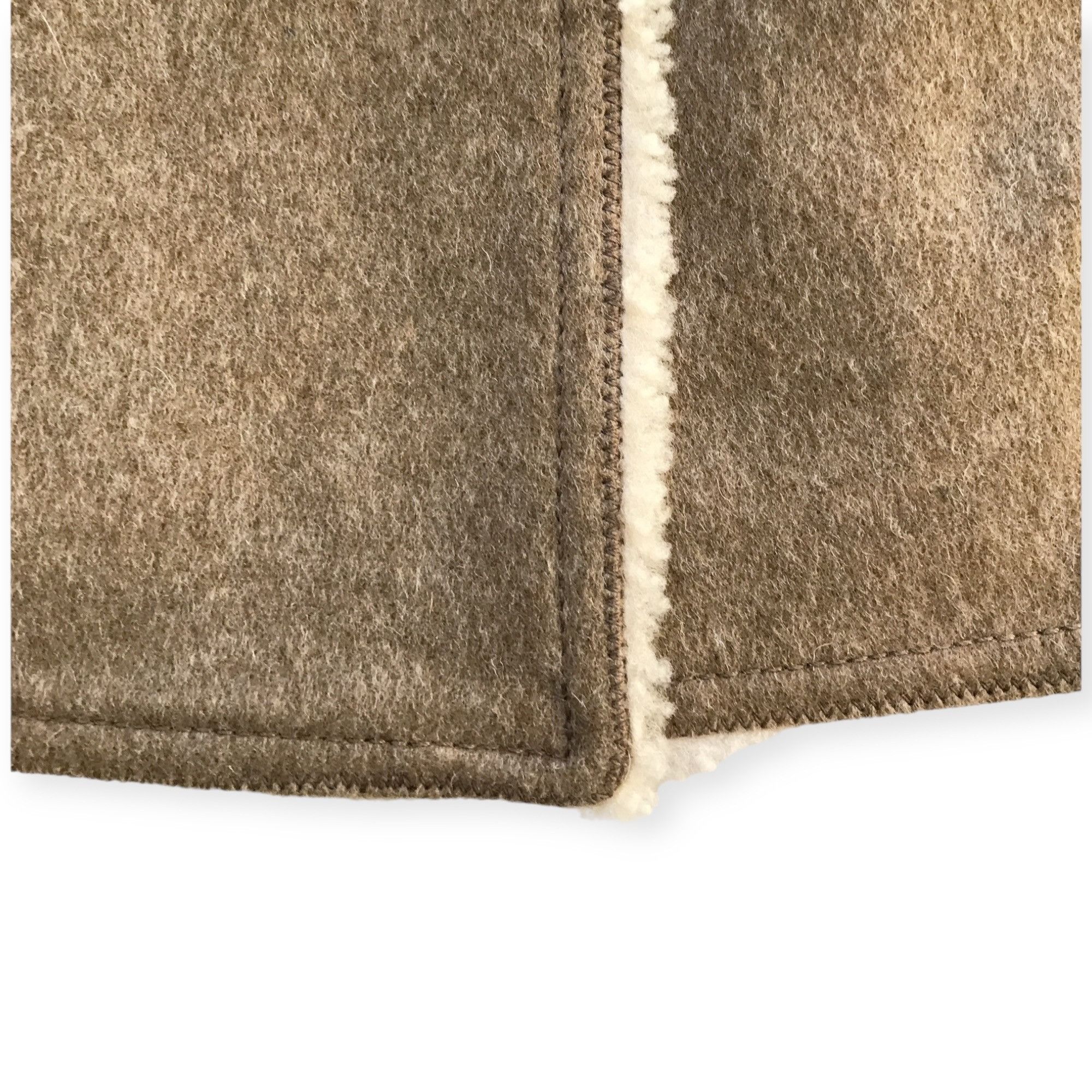 Prada Prada FW2006 Wool Wrap Skirt with Shearling Trim/Toggle Size 30" / US 8 / IT 44 - 7 Thumbnail