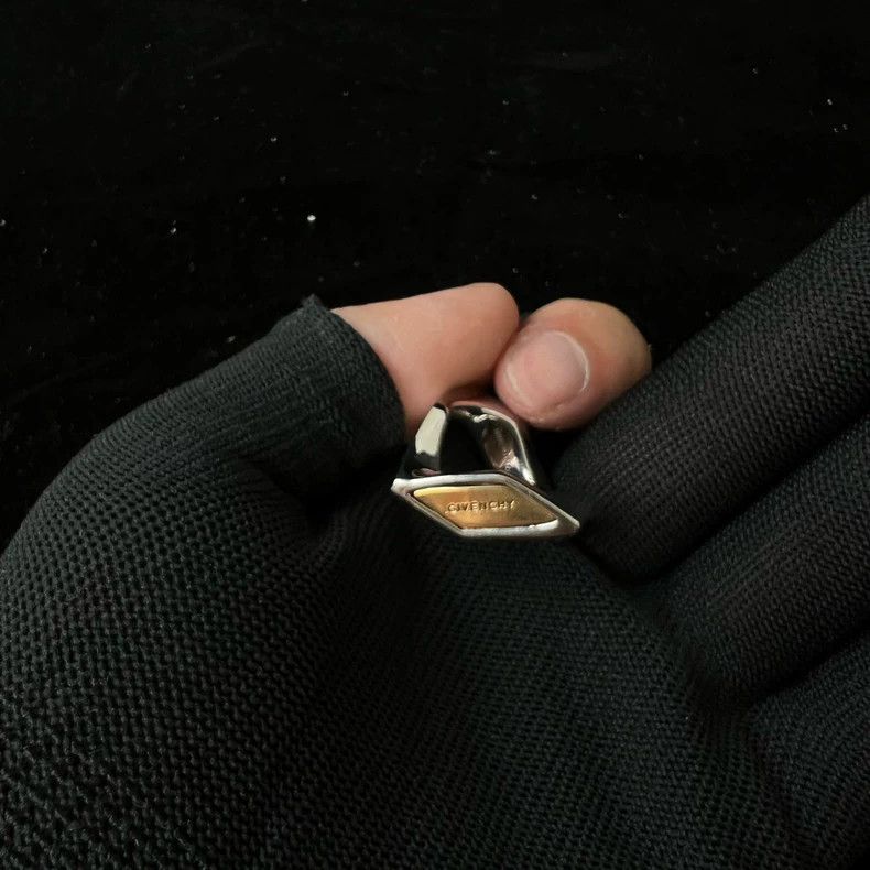 Givenchy Givenchy Irregular ring, size 58, made in Italy! Size ONE SIZE - 2 Thumbnail