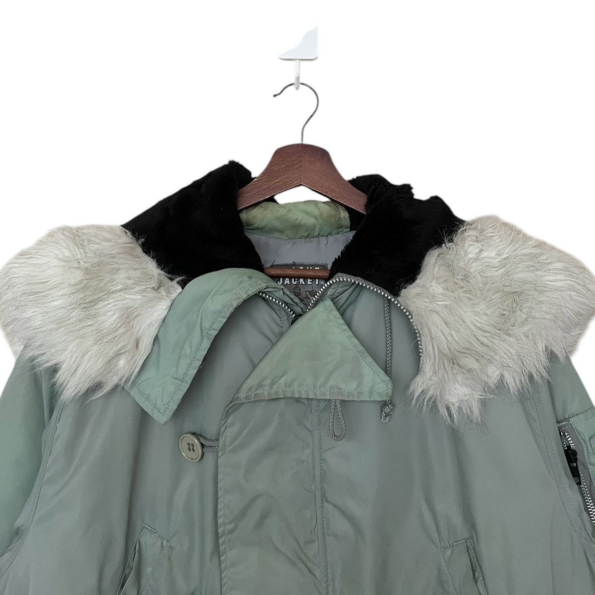 Vintage Vintage Brand Flight Jacket N-2B Short Waisted Parka 1990s Size US M / EU 48-50 / 2 - 3 Thumbnail