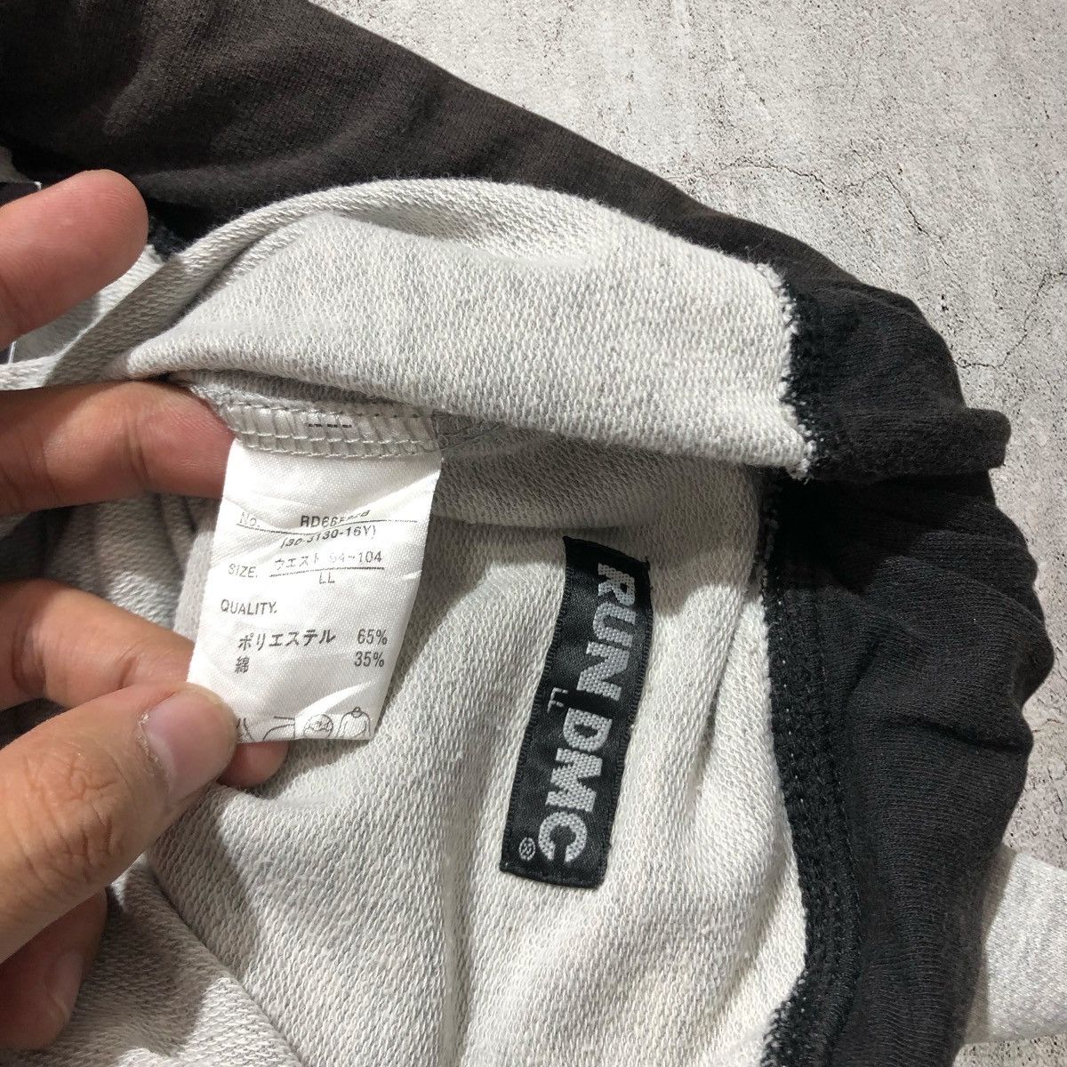 RUN DMC 2000s Run Dmc Fullprint Logo Shortpants Grey Y2k Streetwear Size US 31 - 8 Thumbnail