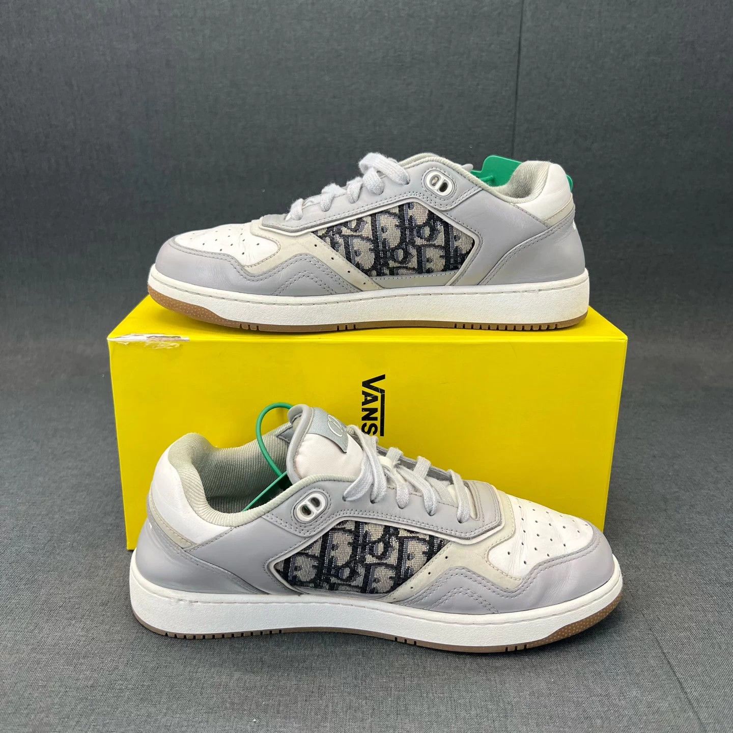 Dior Dior B27 White/Gray Sneakers Size 42 New Boxed Size US 9 / EU 42 - 7 Thumbnail