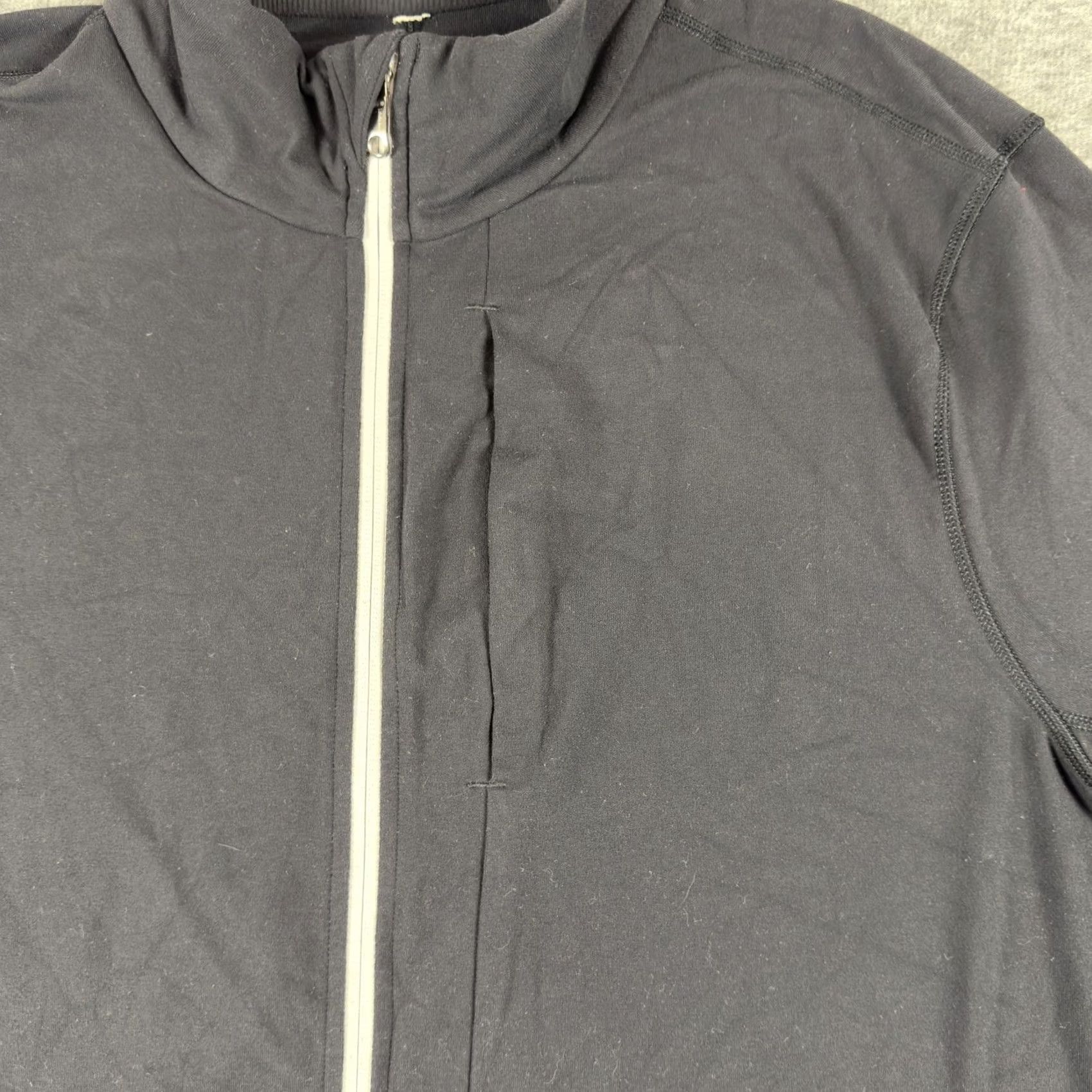 Lululemon Lululemon Jacket Mens XL Black Full Zip Track Athletic Lightweight Stand Collar Size US XL / EU 56 / 4 - 3 Thumbnail