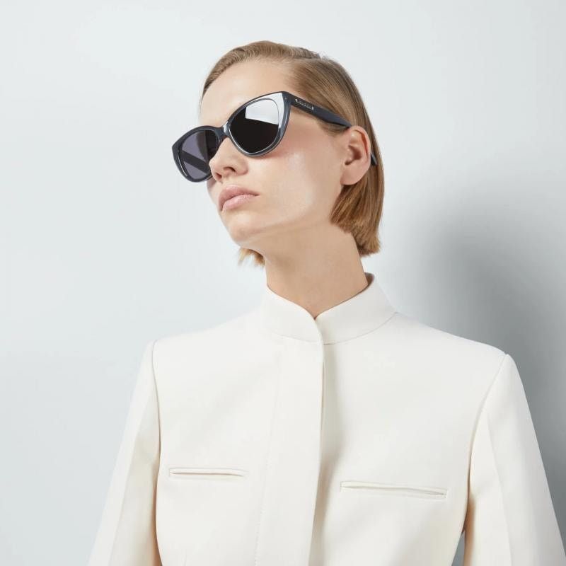 Gucci NEW Gucci Sunglasses GG1588S 001 Black Gray Women Authentic Size ONE SIZE - 3 Thumbnail