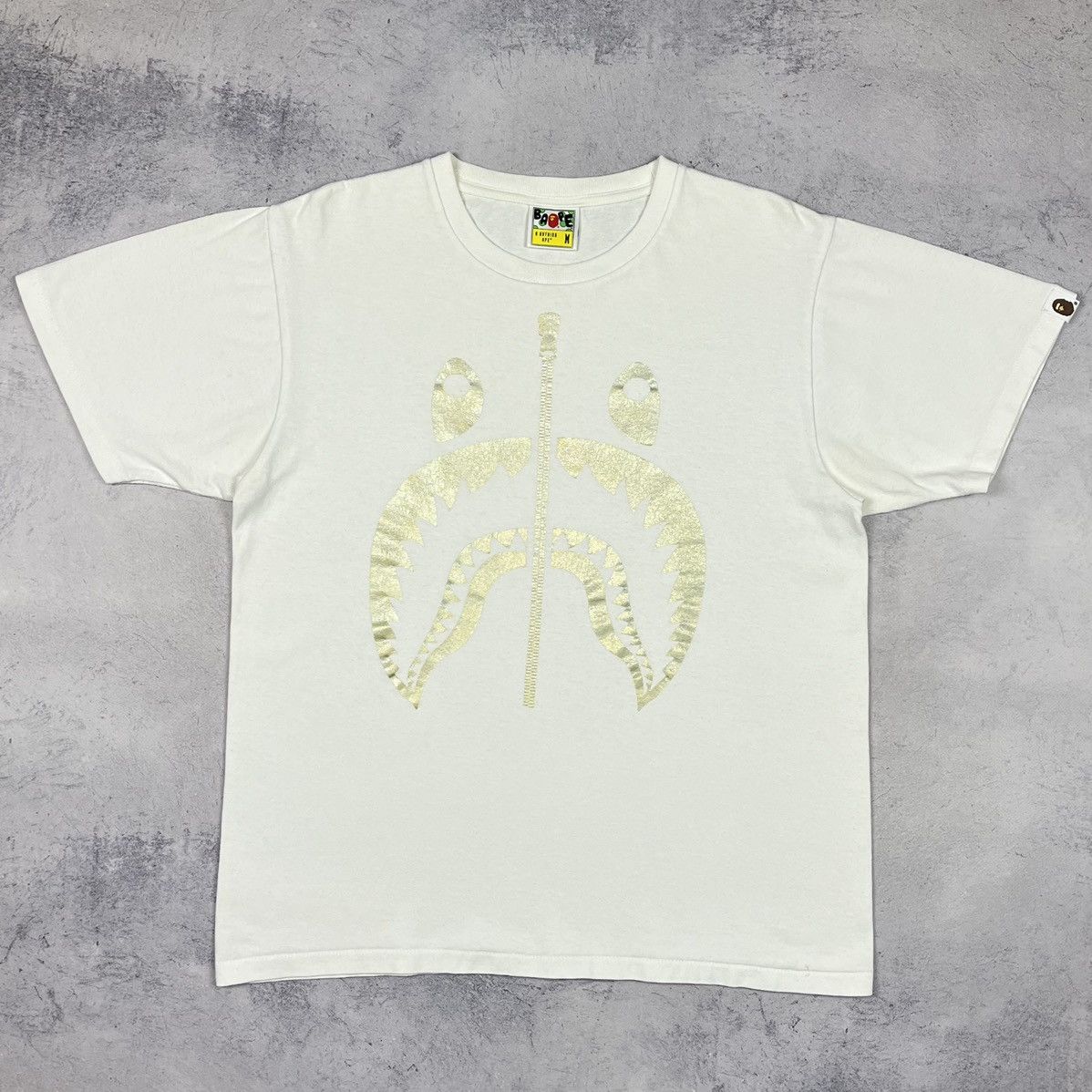 Bape Rare Bape A bathing Ape shark logo japanese tee Size US M / EU 48-50 / 2 - 2 Thumbnail