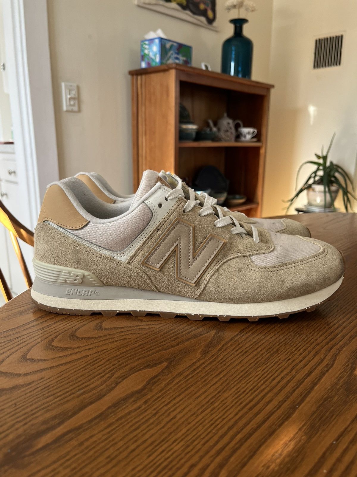 New Balance New Balance 574 Beige Size US 12 / EU 45 - 11 Thumbnail