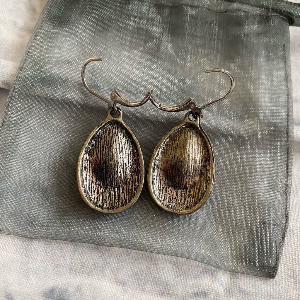 Other Tear drop earrings w/blue rhinestones and lever back closure Size ONE SIZE - 4 Thumbnail