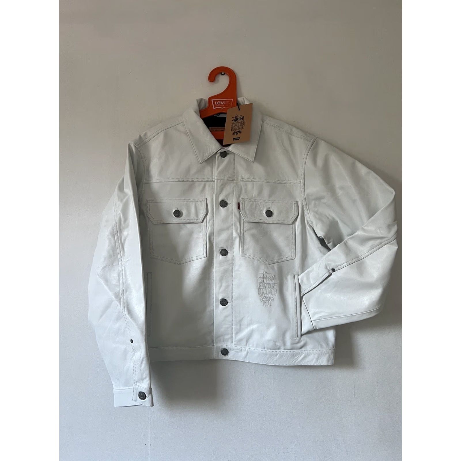 Levi's VINTAGE Stussy Levi’s Leather Jacket L Made Italy 2024 Trucker White Rare Collaboration Size US L / EU 52-54 / 3 - 4 Thumbnail