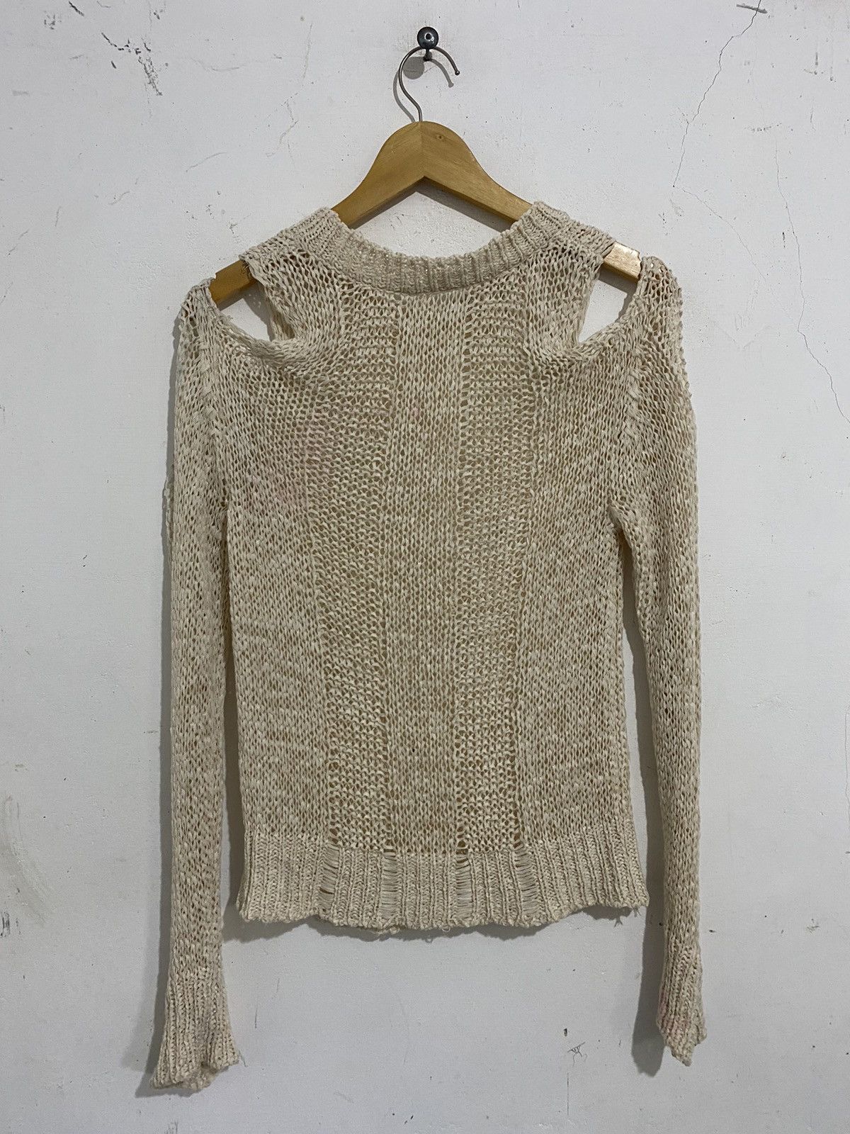 💸BINDINGOFFER💸Japanese knitted hole shoulder issey archived