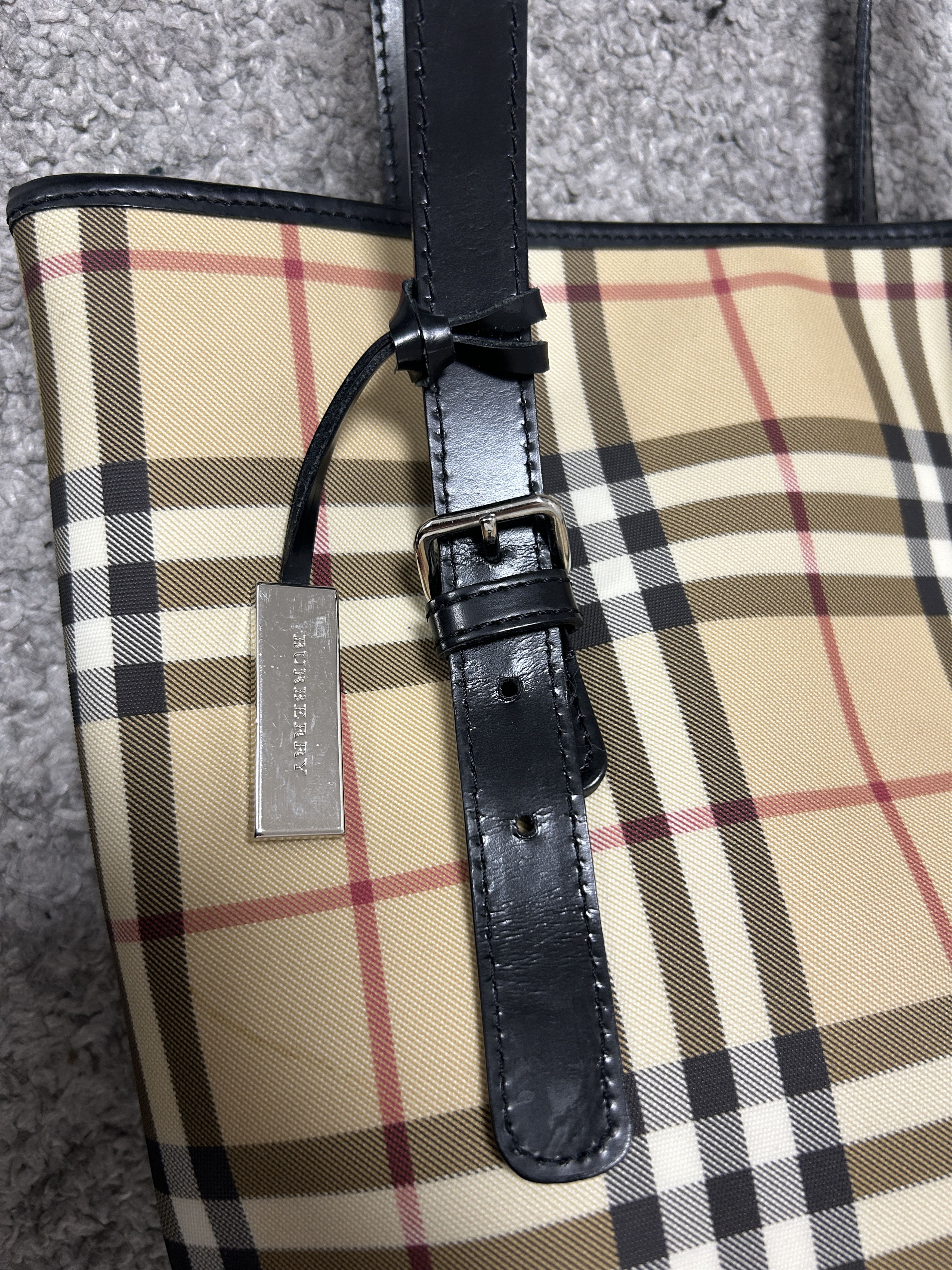 Burberry Burberry handbag Size ONE SIZE - 2 Thumbnail