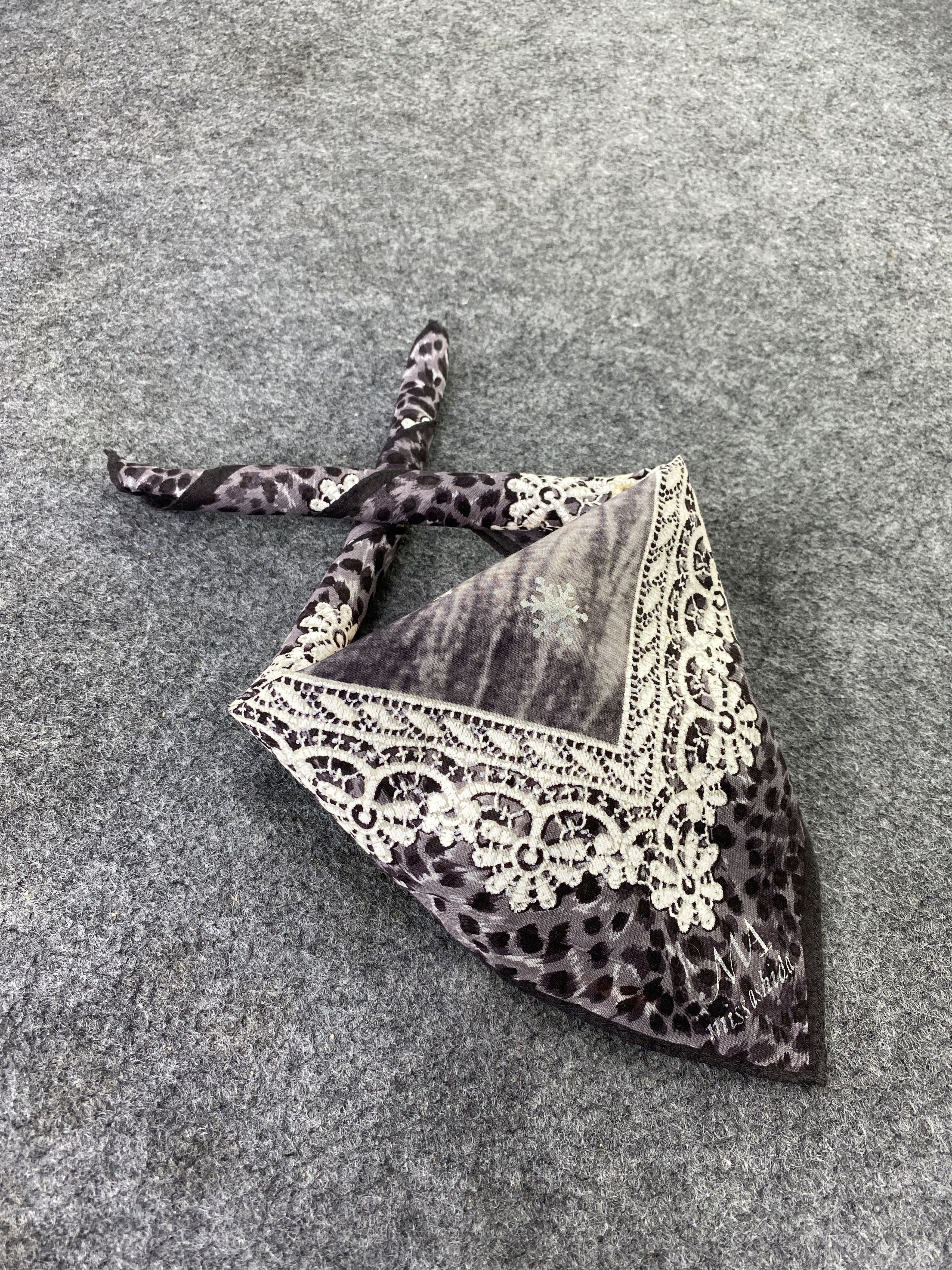 Japanese Brand Miss Ashida Handkerchief / Bandana / Neckerchief-B345 Size ONE SIZE - 1 Thumbnail