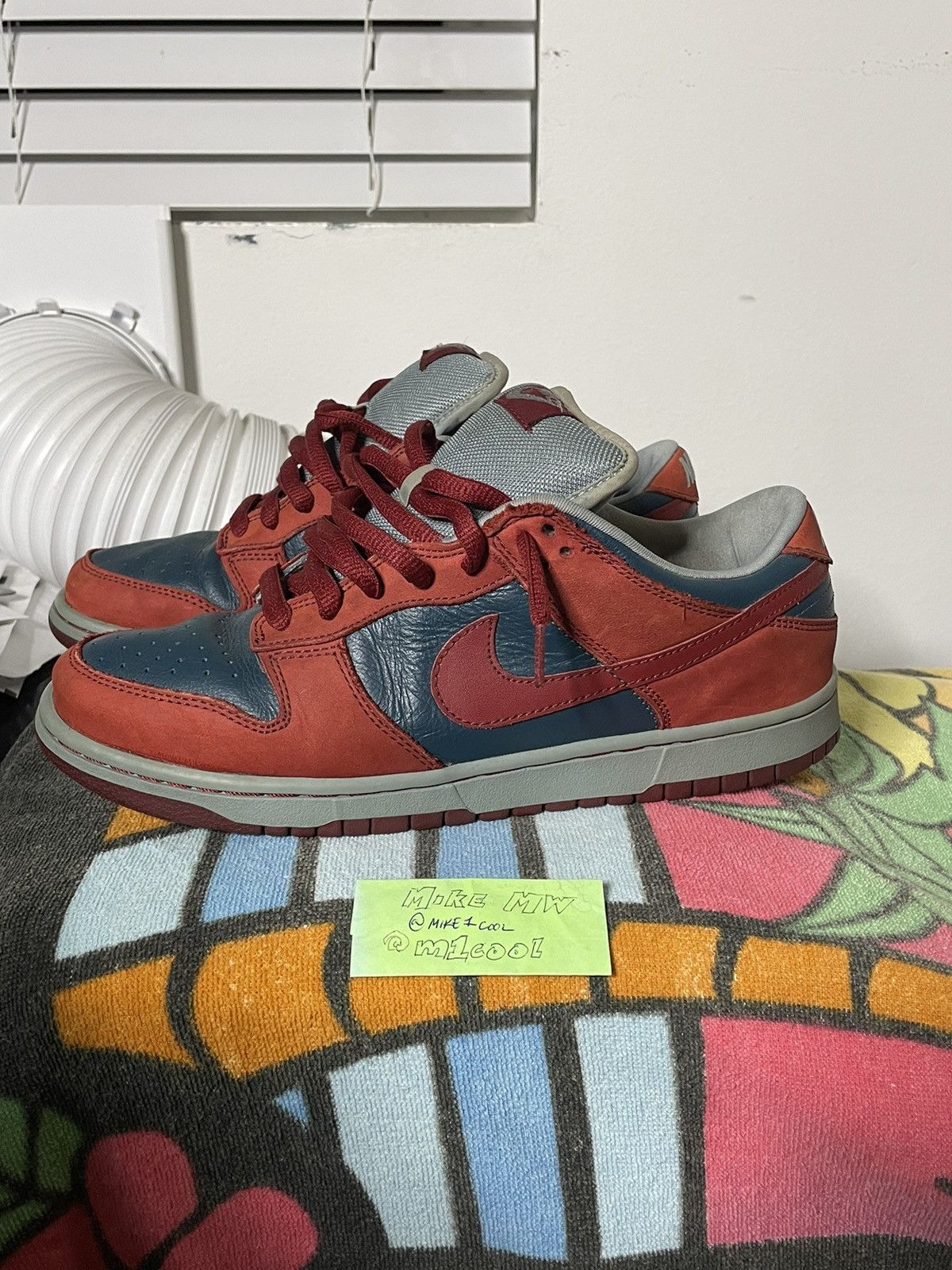 Nike Nike SB Dunk Low 10.5 Sharks RARE mint London Paris supreme Size US 10.5 / EU 43-44 - 2 Thumbnail