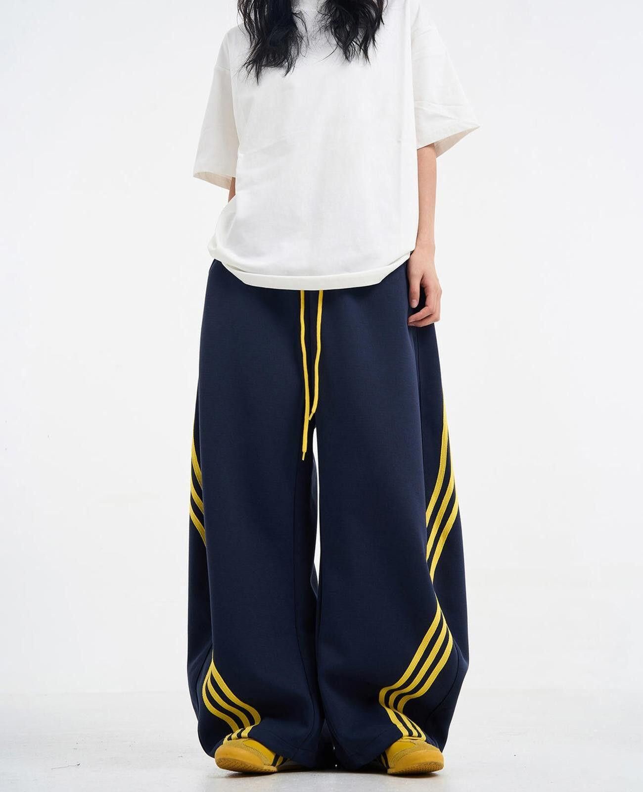Other Navy Blue Wide-Leg Pants with Yellow Stripes Size US 33 - 4 Thumbnail