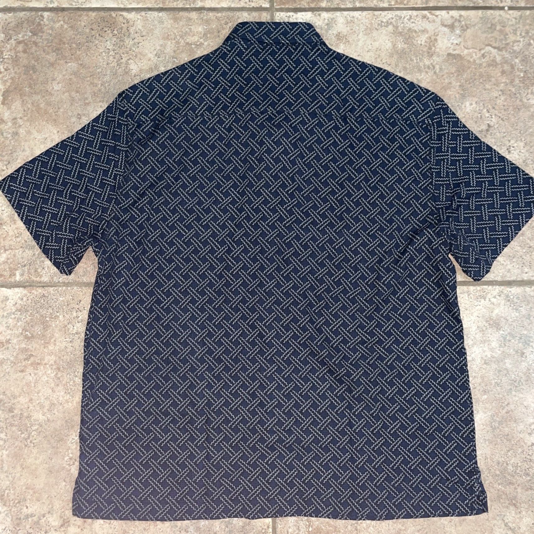 Nat Nast Nat Nast black silk hawaiian mens L Button-Up Shirt Short Sleeve Hawaii Silk Mens L Black Nat Nast Size US L / EU 52-54 / 3 - 4 Thumbnail