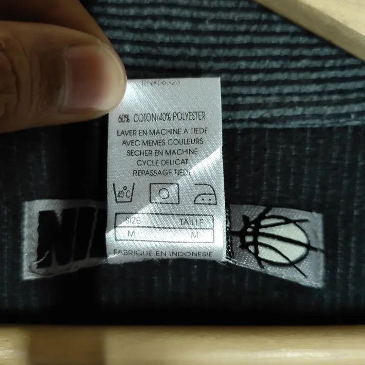 Nike Vintage Nike Swoosh Basketball Corduroi Vests Size US M / EU 48-50 / 2 - 6 Thumbnail