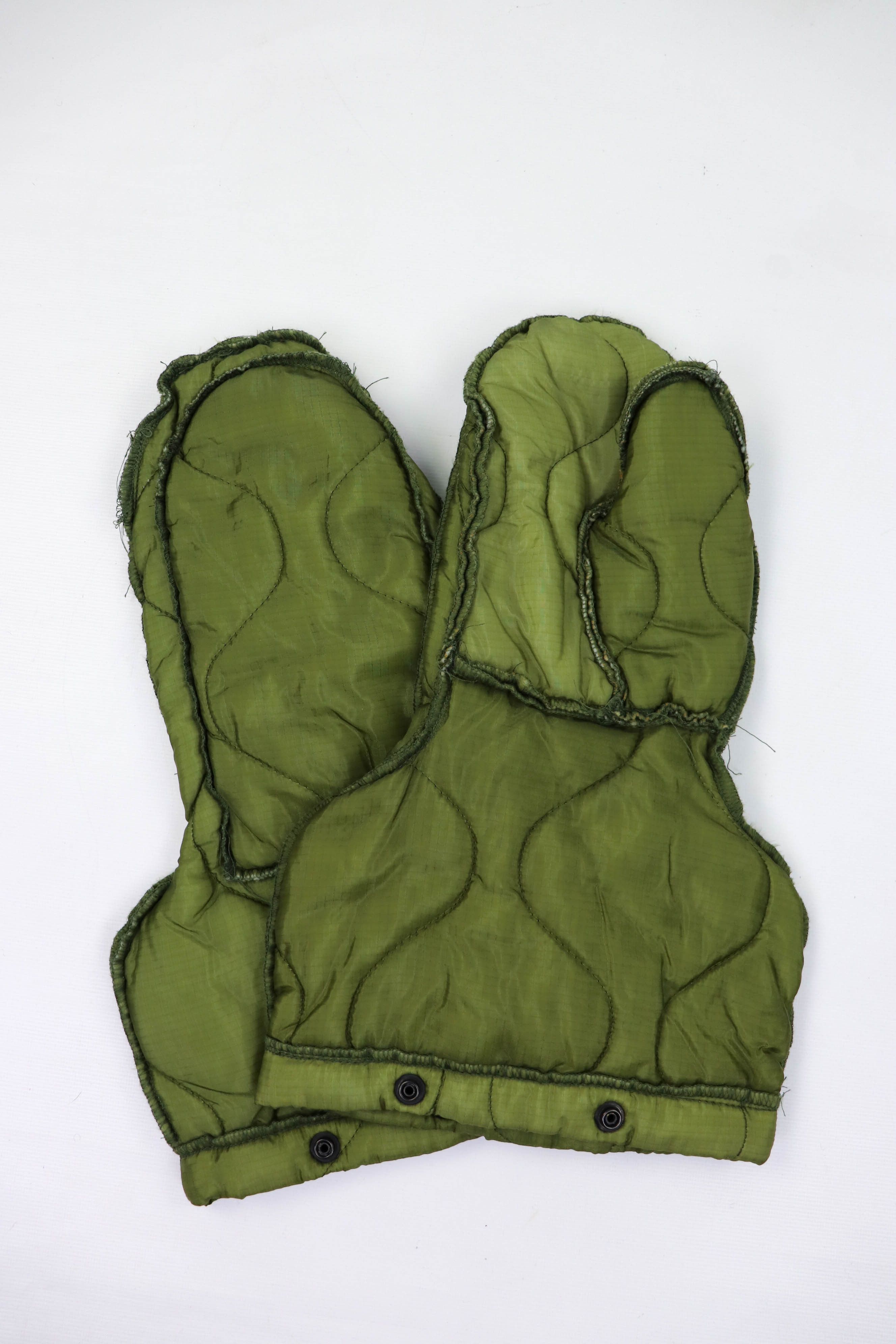 Vintage Vintage Mitten Set Arctic Extreme Cold Weather Khaki Gloves Size ONE SIZE - 7 Thumbnail
