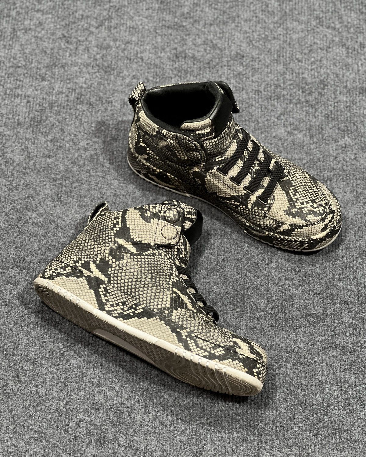 3.1 Phillip Lim 3.1 Phillip Lim Skake Skin High Top Sneaker Size US 8 / EU 41 - 5 Thumbnail
