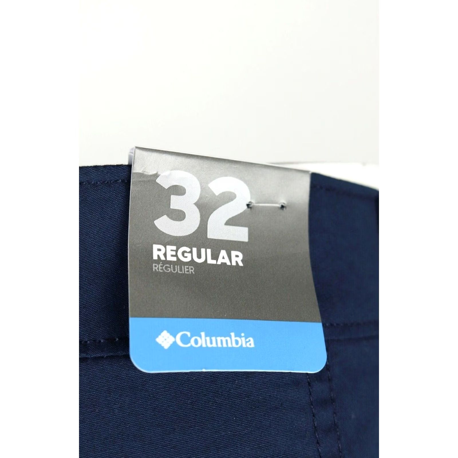 Vintage Columbia Men's Cargo Short Brentyn Trail Collegiate Navy 40 Casual Size US 40 / EU 56 - 8 Thumbnail