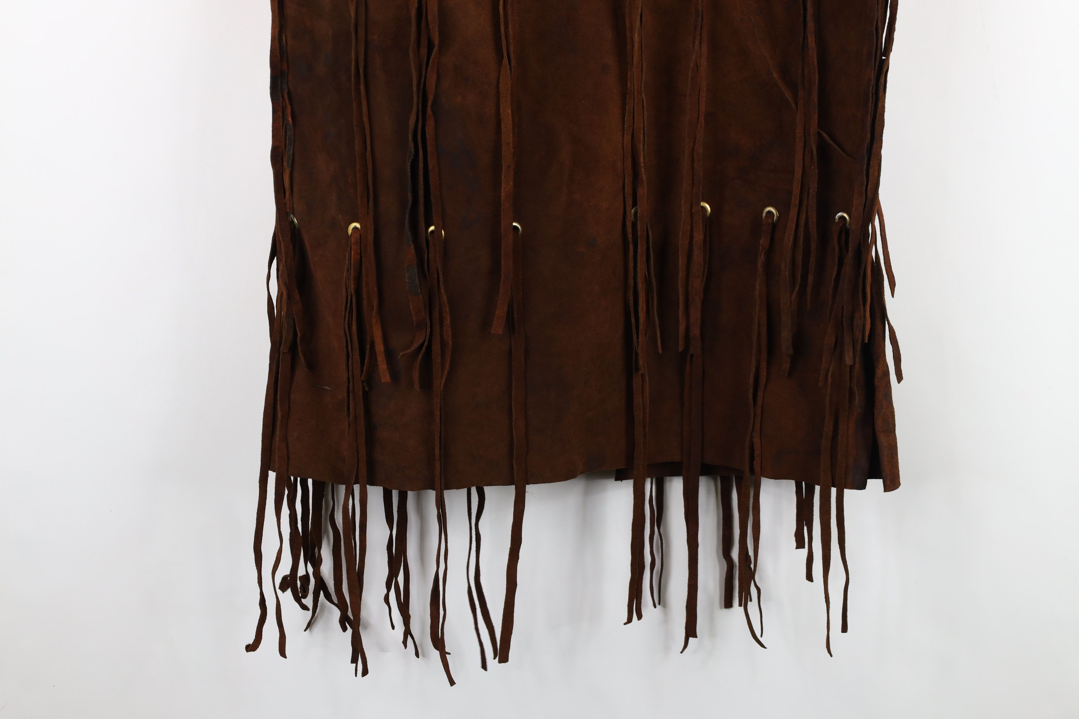 Vintage Vintage 60s 70s Boho Chic Fringed Suede Leather Vest USA Size L / US 10 / IT 46 - 14 Thumbnail