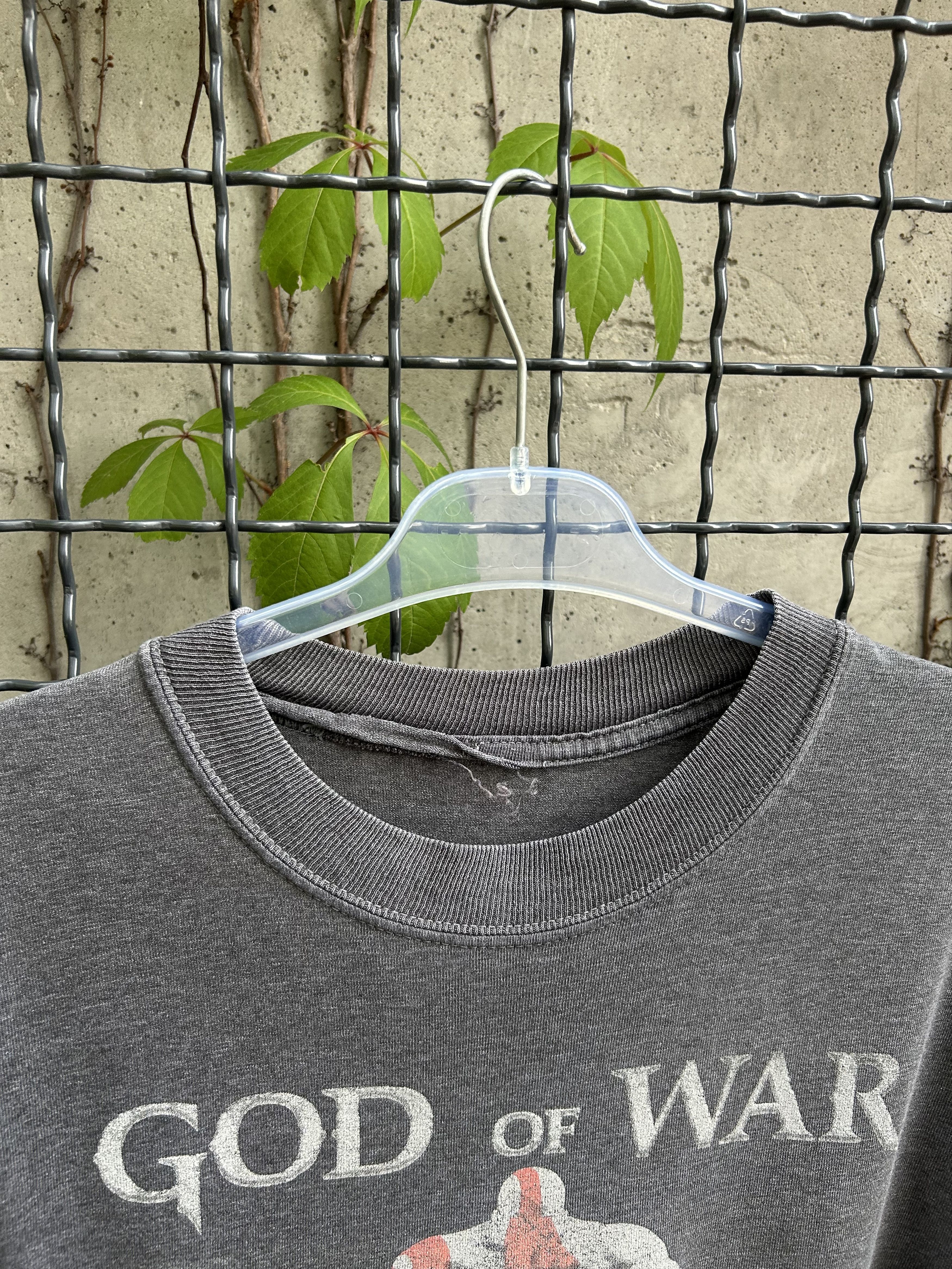 Playstation Vintage 2007 God of War Playstation 2 Game Promo T-shirt Size US XL / EU 56 / 4 - 3 Thumbnail