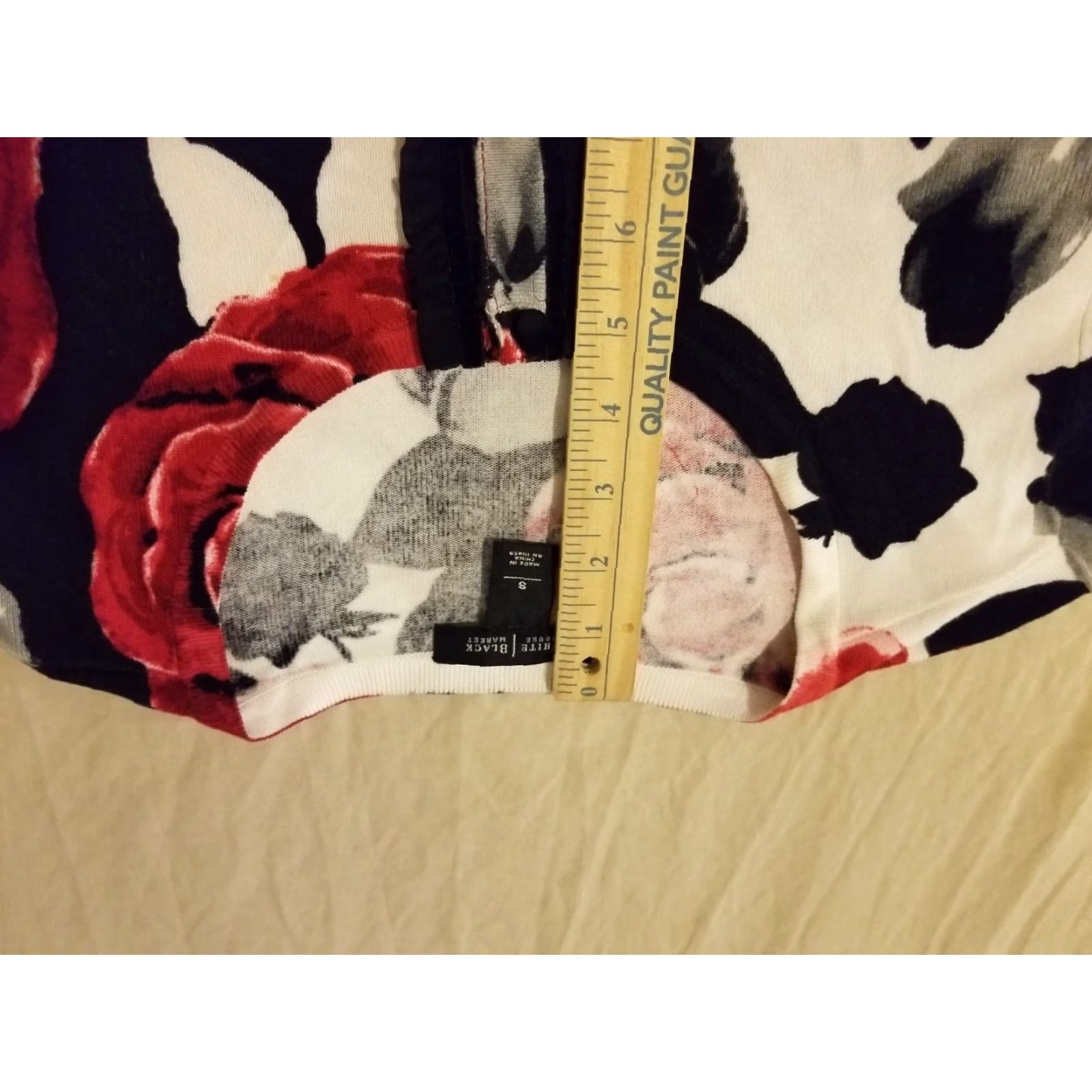 White House Black Market Womens White House Black Market Cardigan Jacket Sweater S Small Red Black Rose Black Mens Womens Boys Girls Size S / US 4 / IT 40 - 7 Thumbnail