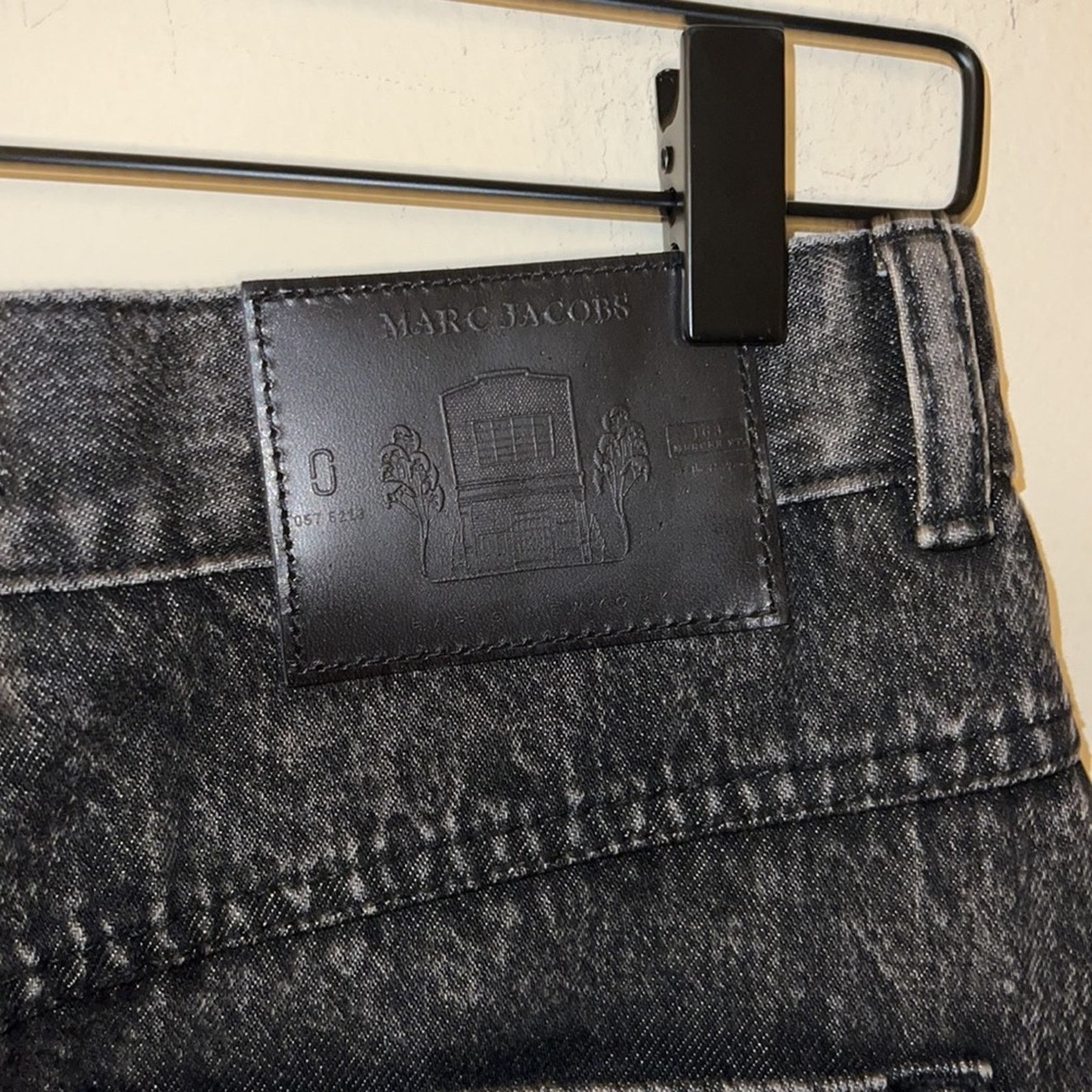 Marc Jacobs Marc Jacobs x Disney Embellished Denim Skirt Size 30 Size 30" / US 8 / IT 44 - 5 Thumbnail