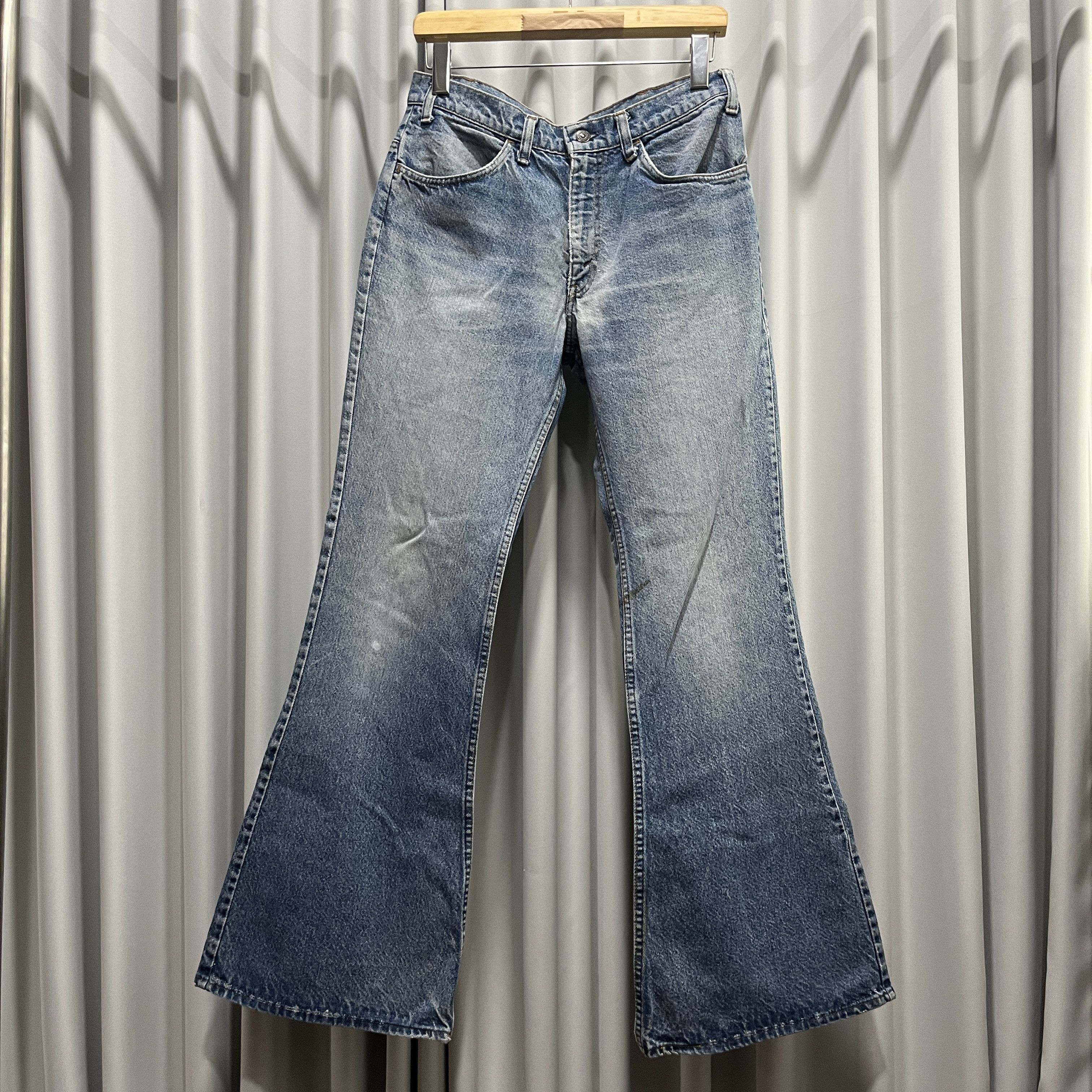 Levi's 1970s Flared Lightwash Denim Size US 42 / EU 58 - 1 Thumbnail