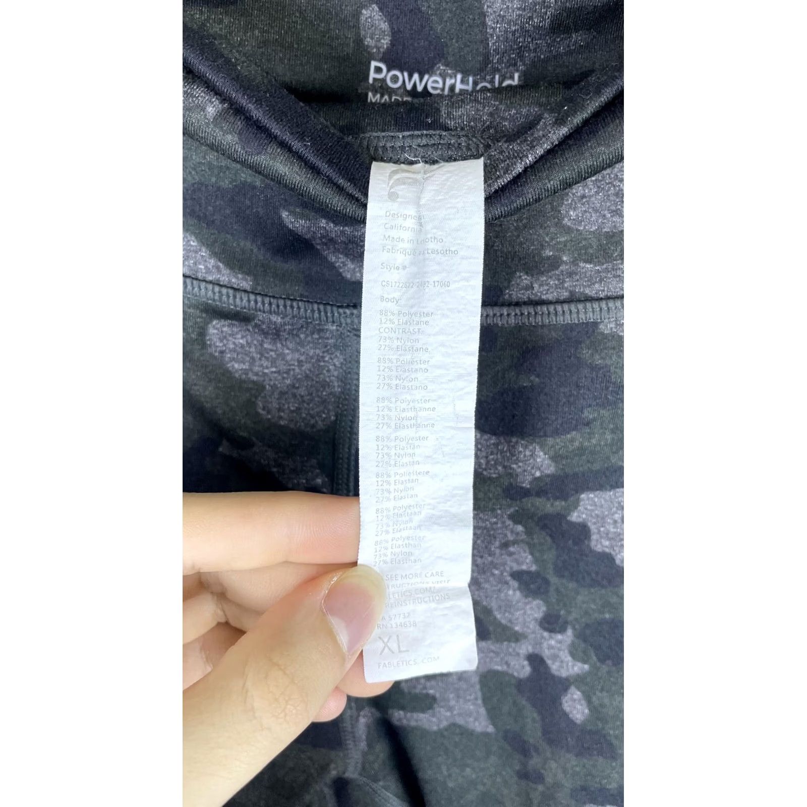 Fabletics Fabletics PowerHold Leggings Womens XL Capri Pockets Compression Camo Size 40" / US 18 - 2 Thumbnail