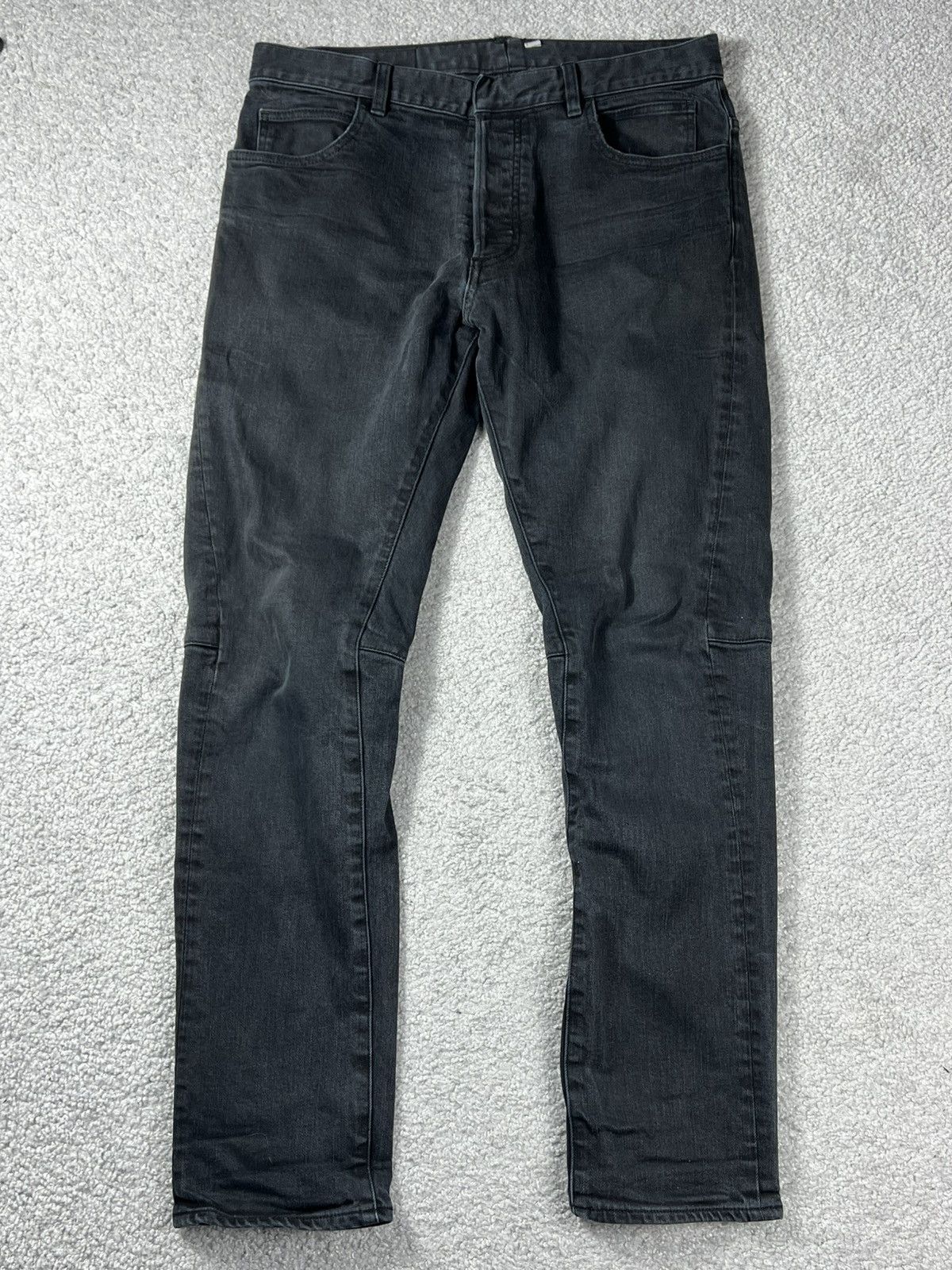 Balmain Balmain Made in Japan Black Skinny Jeans Size 34 Size US 34 / EU 50 - 1 Thumbnail