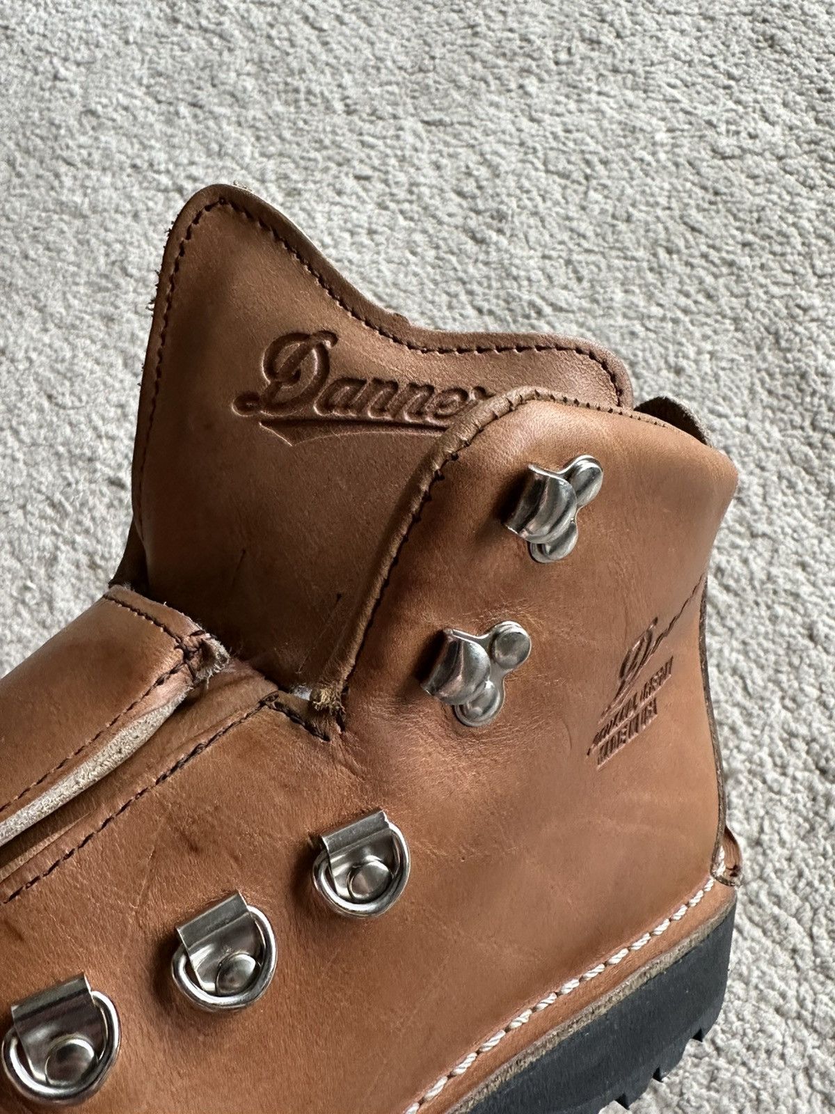 Danner Womens Danner Mountain Light Size US 8.5 / IT 38.5 - 8 Thumbnail