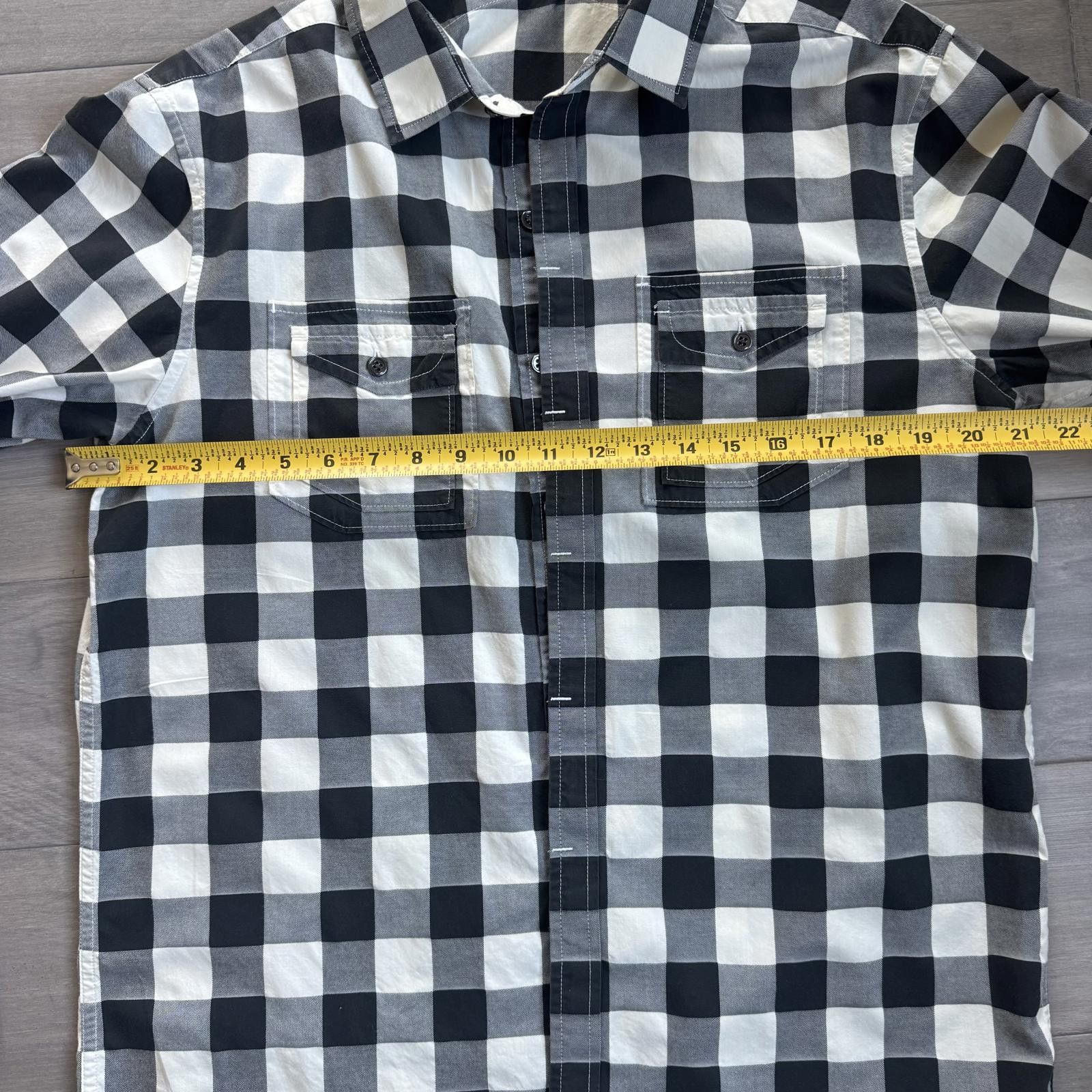 Sean John Sean John Tailored Fit Black & White Checkered Long Size L Size US L / EU 52-54 / 3 - 5 Thumbnail