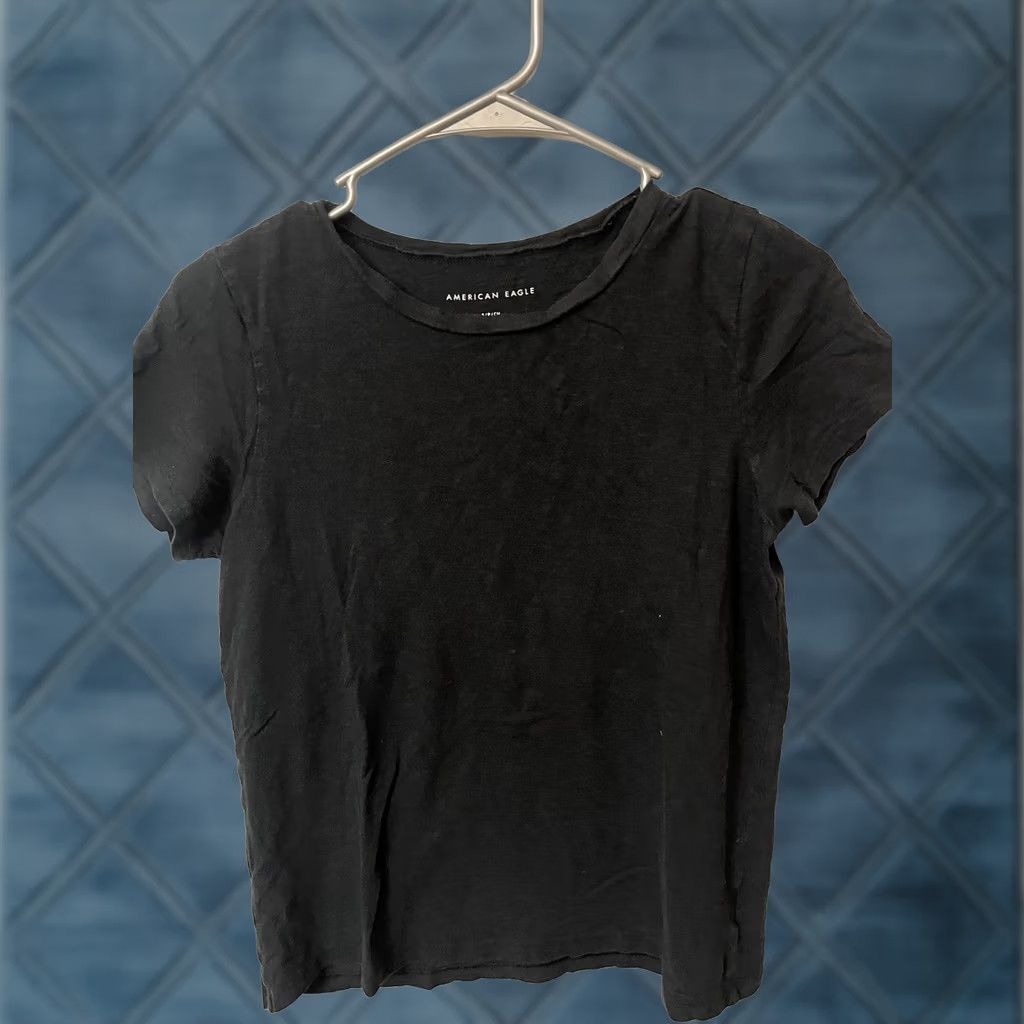 American Eagle Outfitters American Eagle Women S Solid Black Shirt - Pre-owned Size S / US 4 / IT 40 - 1 Thumbnail