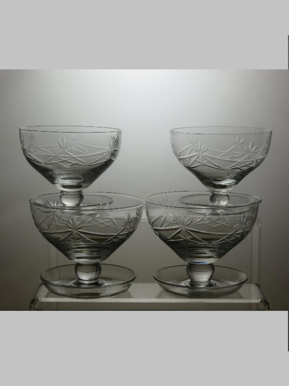 The Unbranded Brand Lead Crystal Cut Glass Set Of 4 Footed Dessert bowls 3 1/2" Size ONE SIZE - 1 Thumbnail