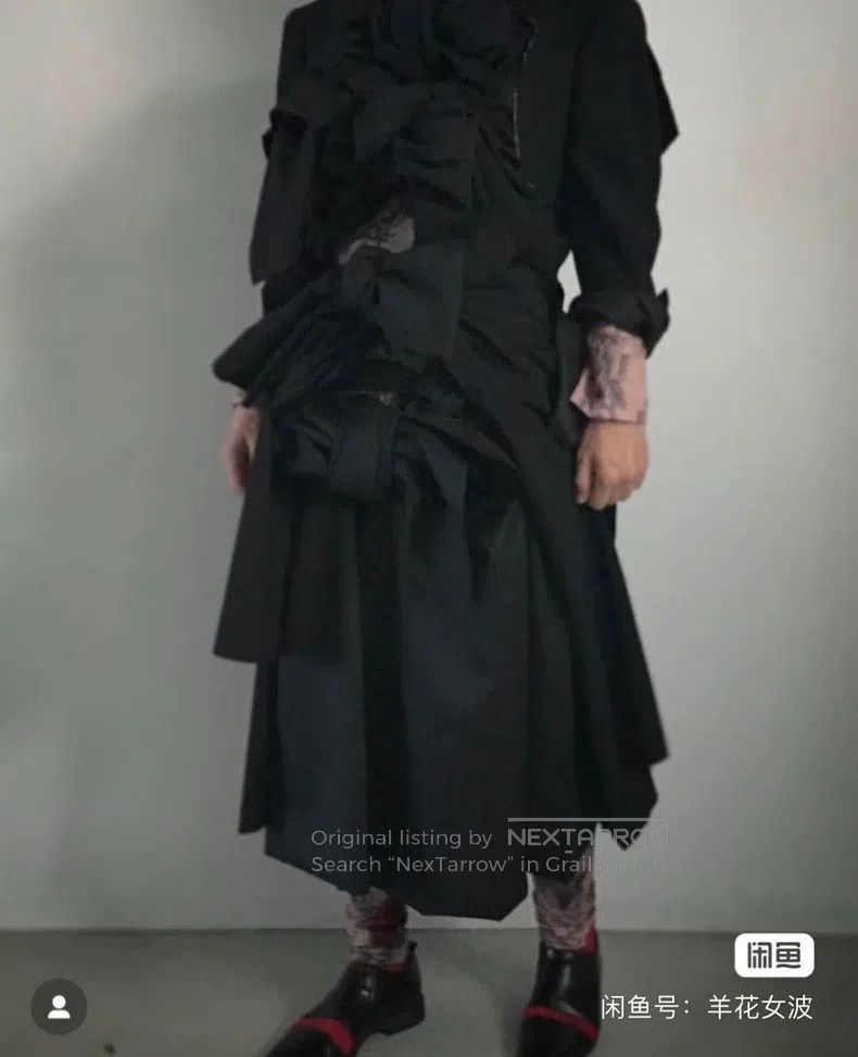 Comme des Garcons Comme Des Garcons size XS Overskirt decorated with main li Size 22" - 4 Thumbnail
