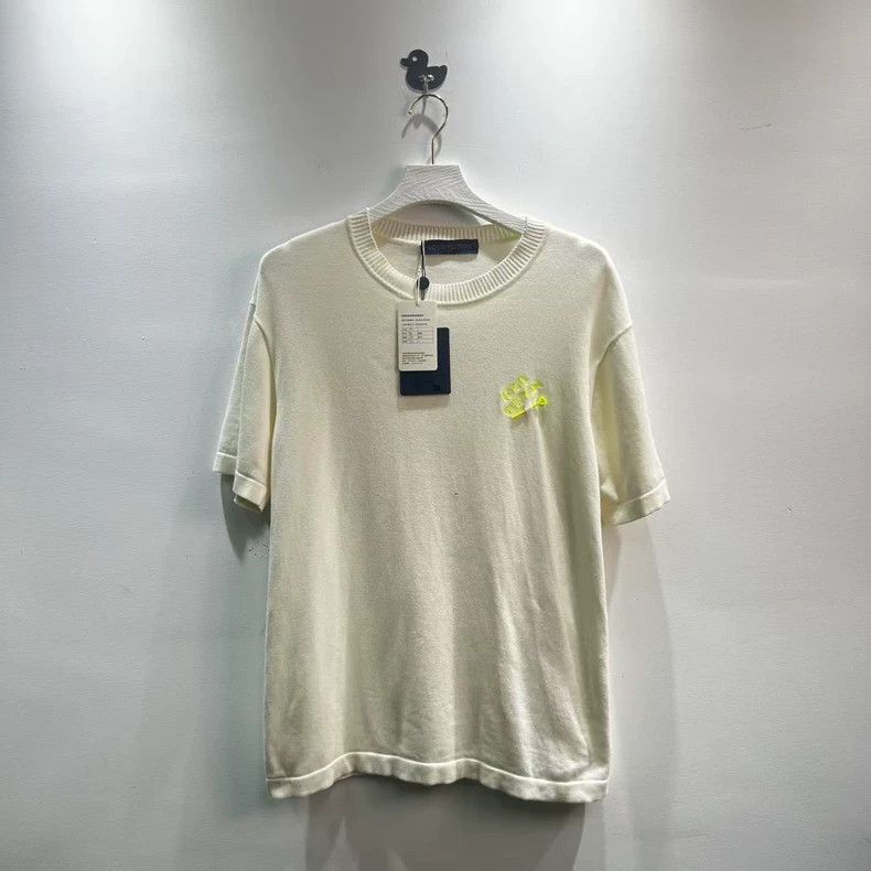 Louis Vuitton Louis Vuitton short sleeves Size US M / EU 48-50 / 2 - 1 Thumbnail