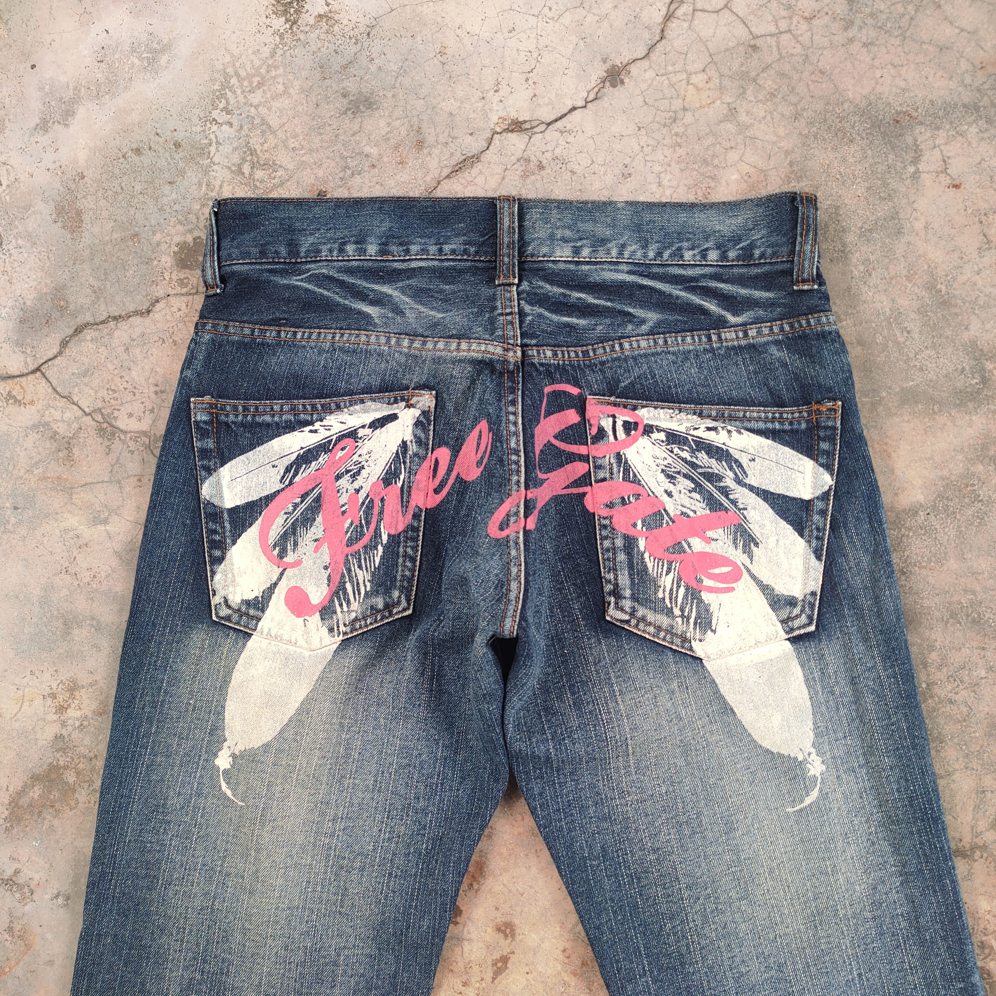 Japanese Brand VINTAGE JAPANESE WING FADED DISTRESSED JEANS PANTS Size US 33 - 8 Thumbnail