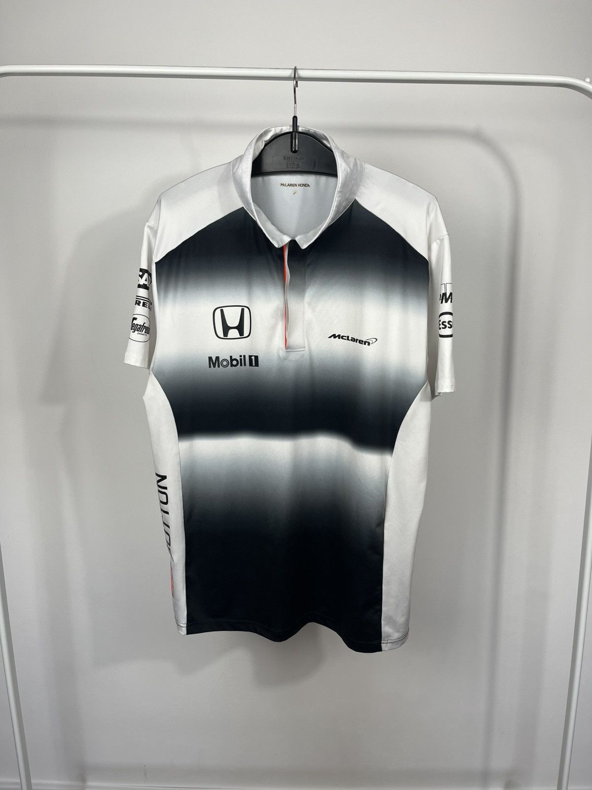 Honda McLaren Honda F1 Team Polo Shirt Racing SAP Mobil1 Size L Size US L / EU 52-54 / 3 - 1 Thumbnail