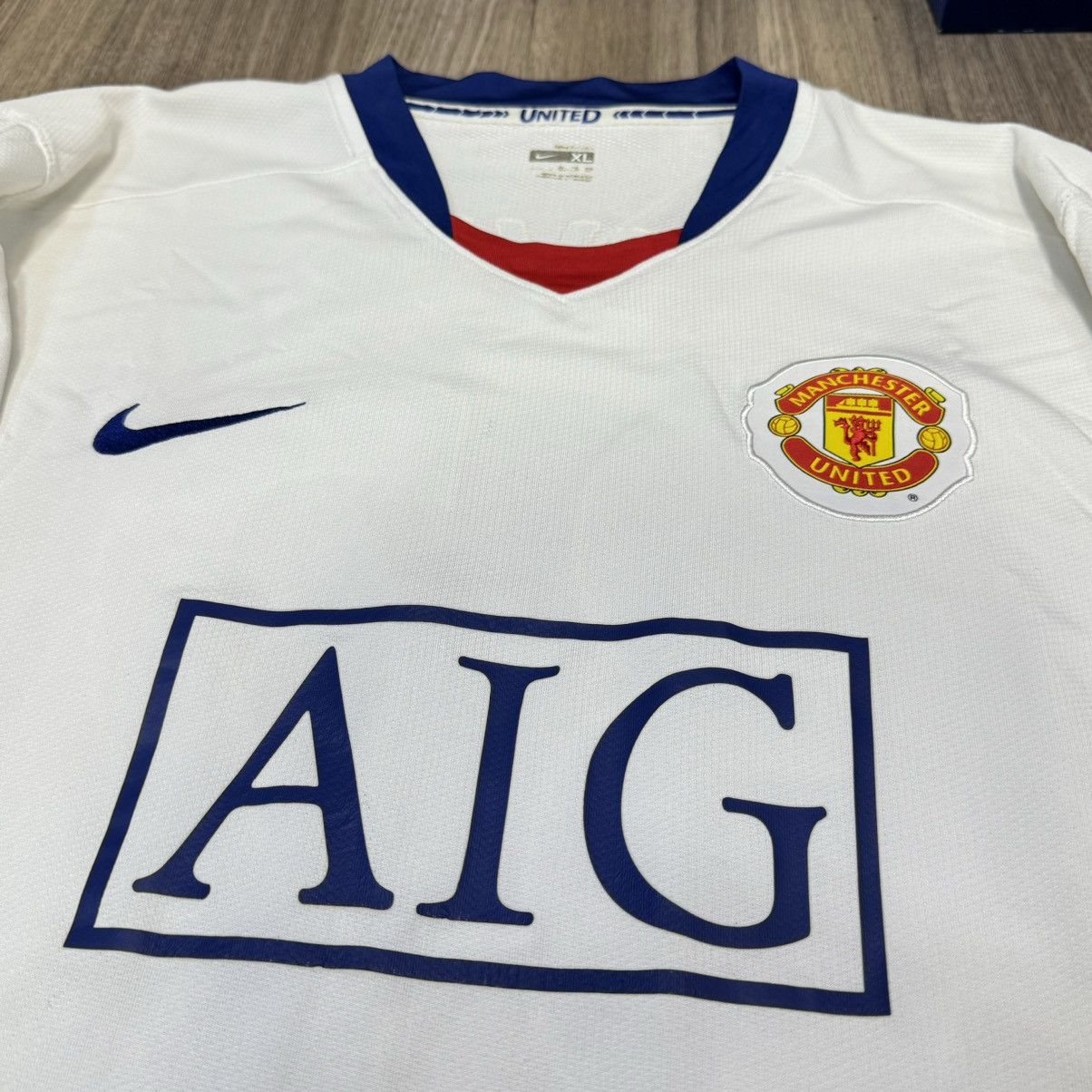 Other Manchester United 08/09 away shirt #32 Tevez Size US XL / EU 56 / 4 - 3 Thumbnail