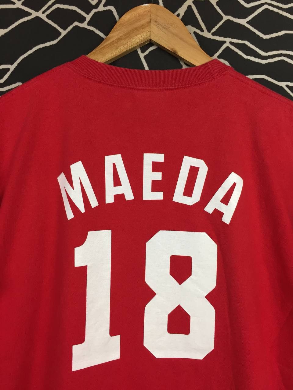 MLB Hiroshima Toyo Carp Tomonori Maeda Baseball Tee Size US L / EU 52-54 / 3 - 8 Thumbnail