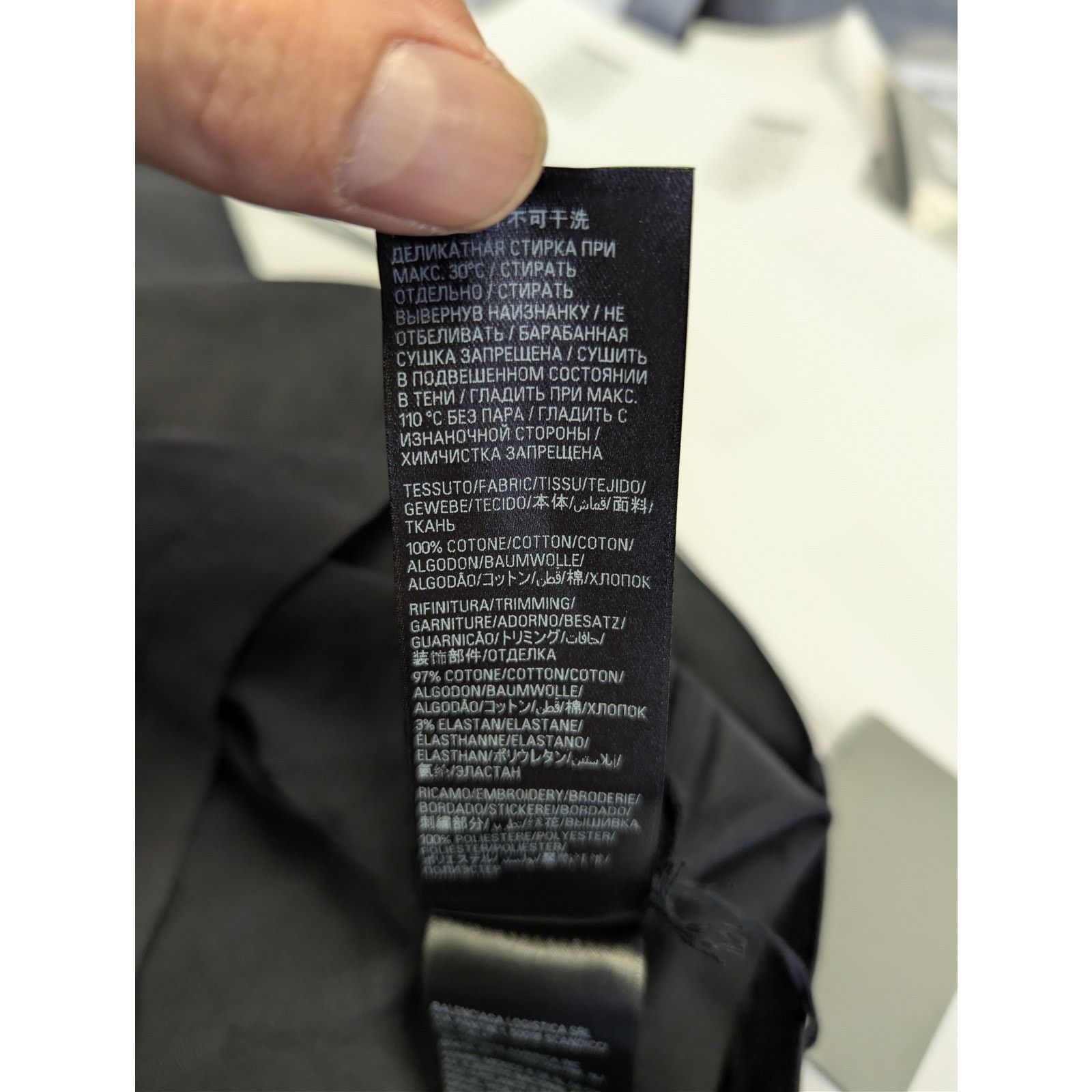 Balenciaga o1rshd1 Medium Fit 3B Sports Icon T-Shirt in Black Size US S / EU 44-46 / 1 - 19 Thumbnail
