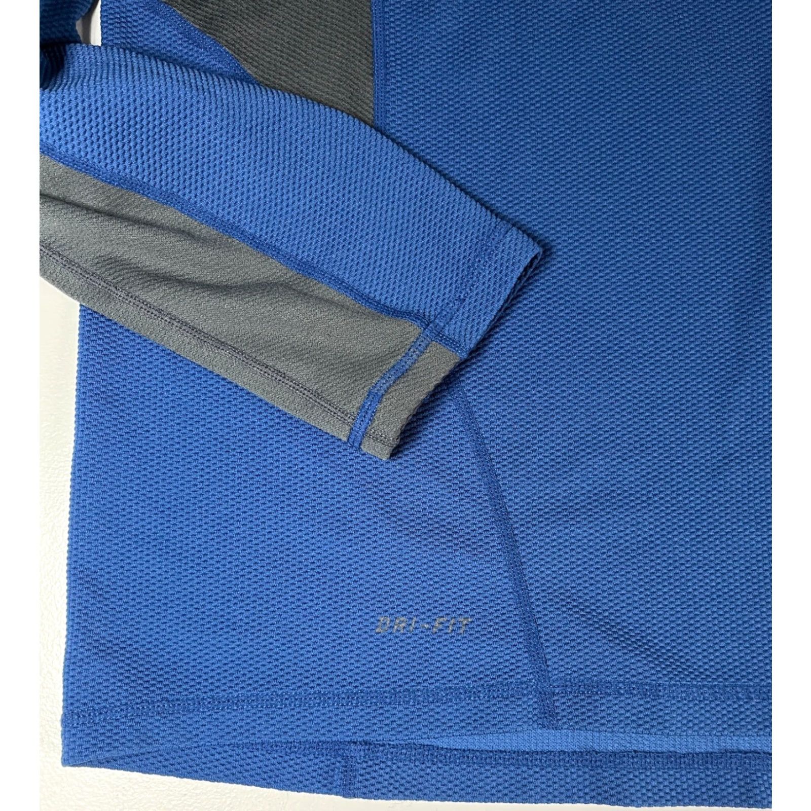 Nike Nike Dri-Fit ACG 1/4 Zip Pullover Shirt XL Blue Men’s (Long Sleeve) Activewear Pullover Zip Mock Neck Logo 100% Polyester Size US XL / EU 56 / 4 - 7 Thumbnail
