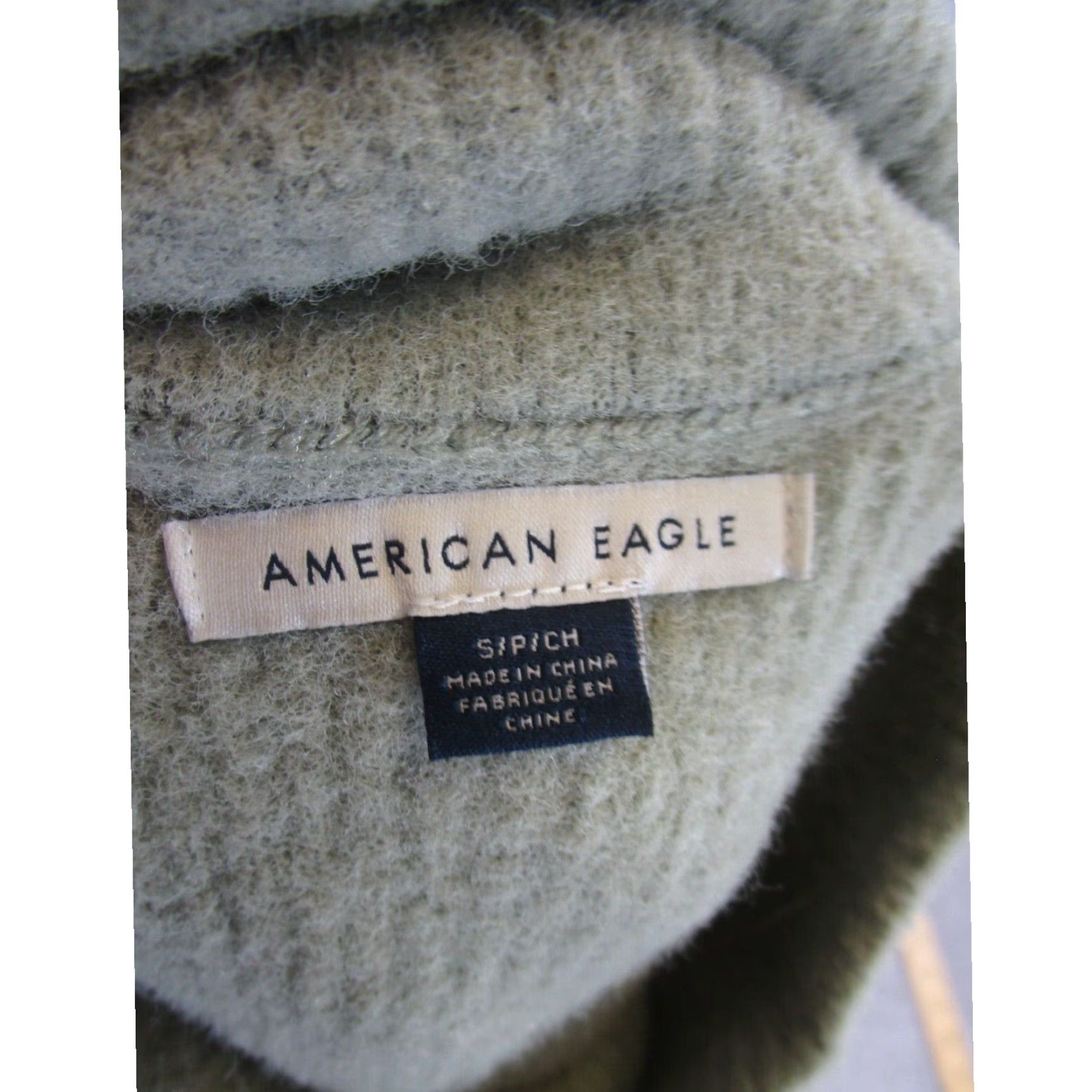 American Eagle Outfitters American Eagle Sweater Womens Small Green Ribbed Off Shoulder Fleece Size S / US 4 / IT 40 - 6 Thumbnail